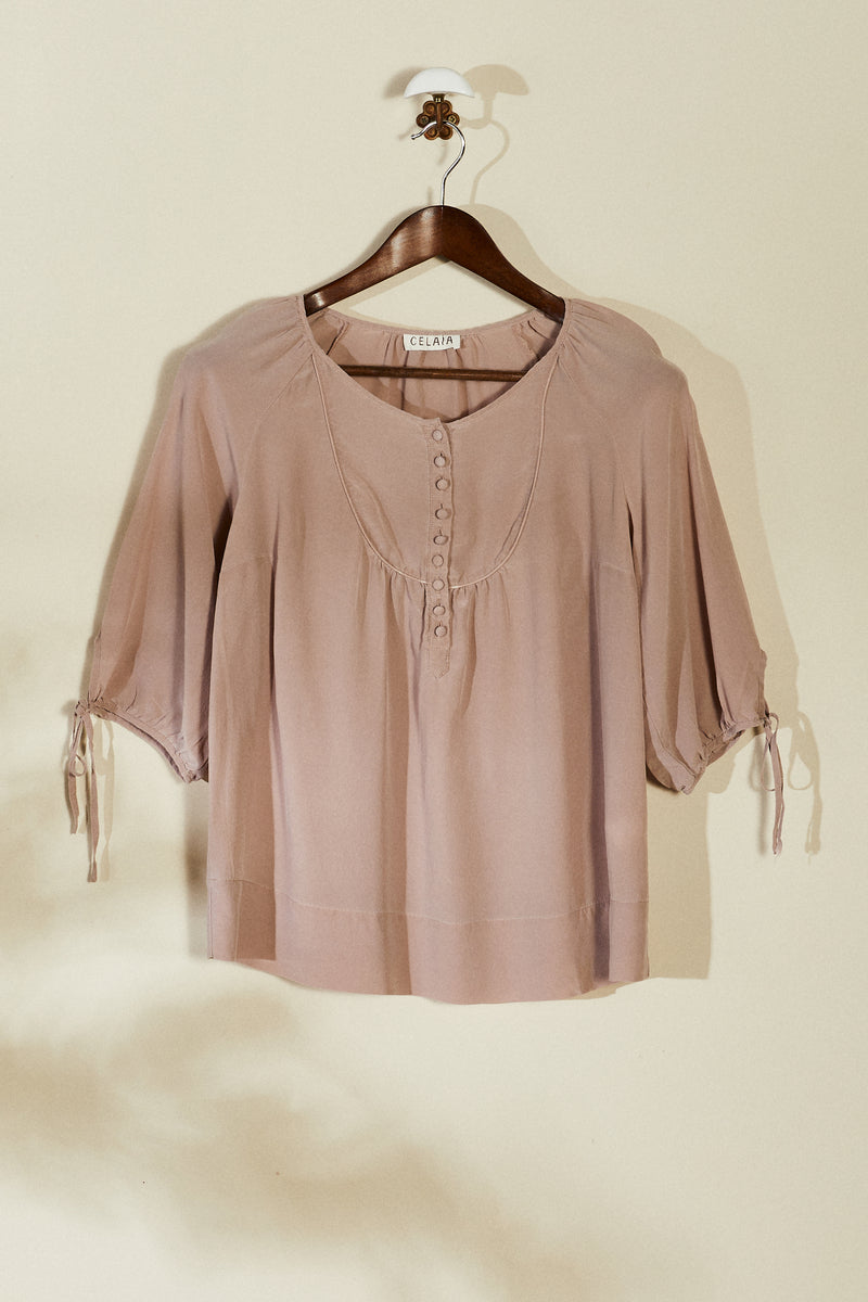 Blouse en soie taupe