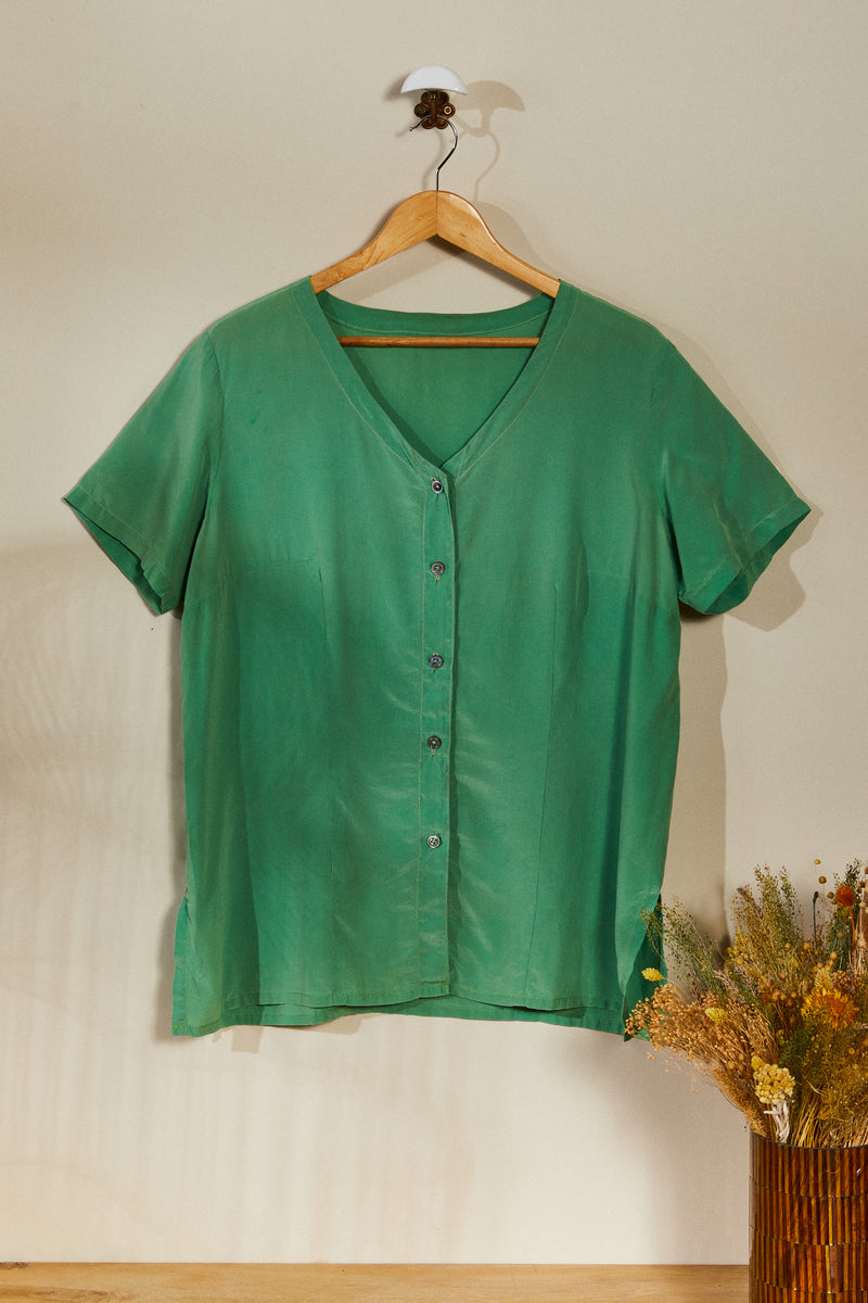 Chemise ajustée en soie verte