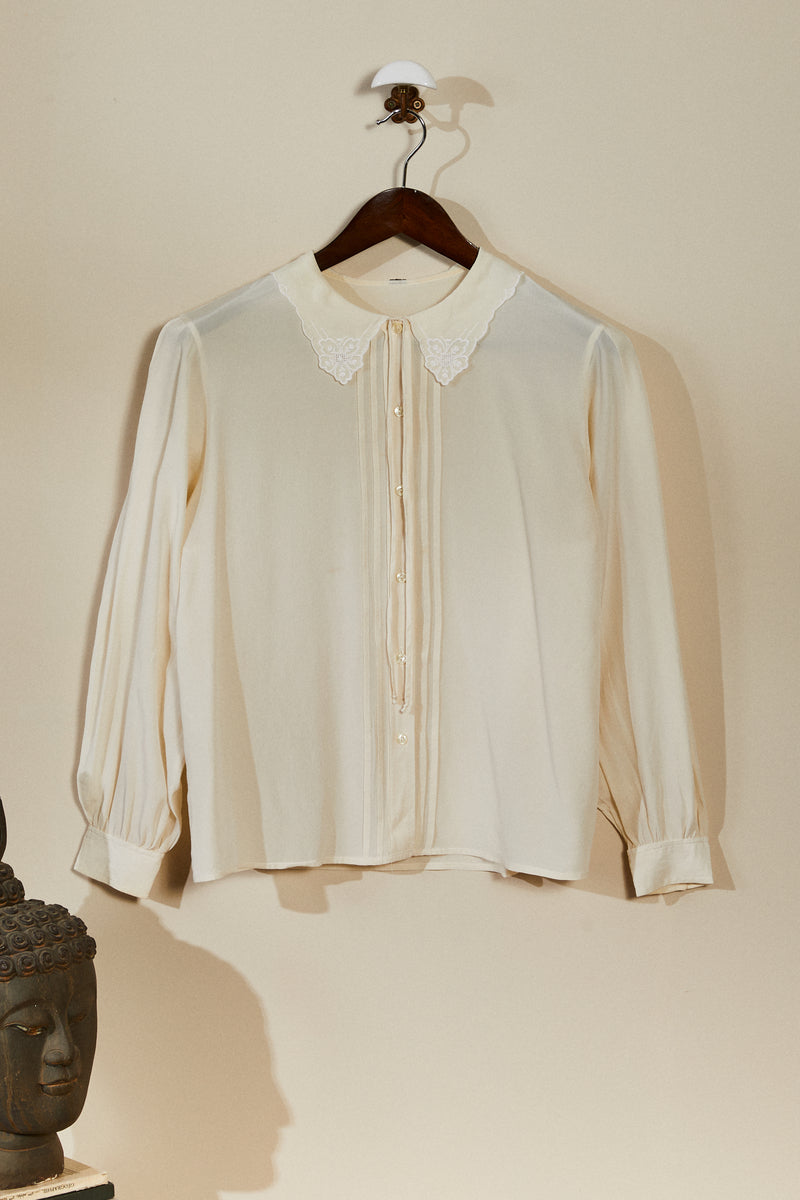 Chemise en soie avec broderie écrue