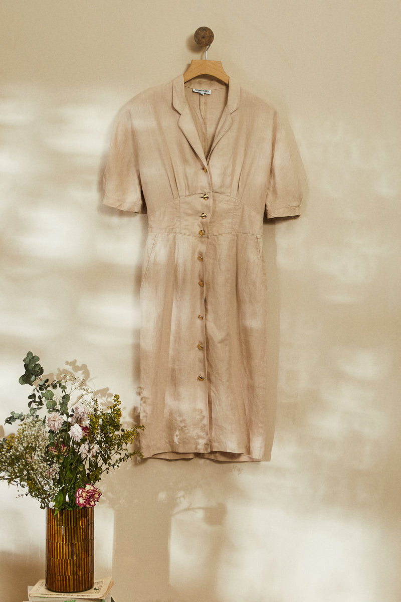 Robe boutonnée en lin beige