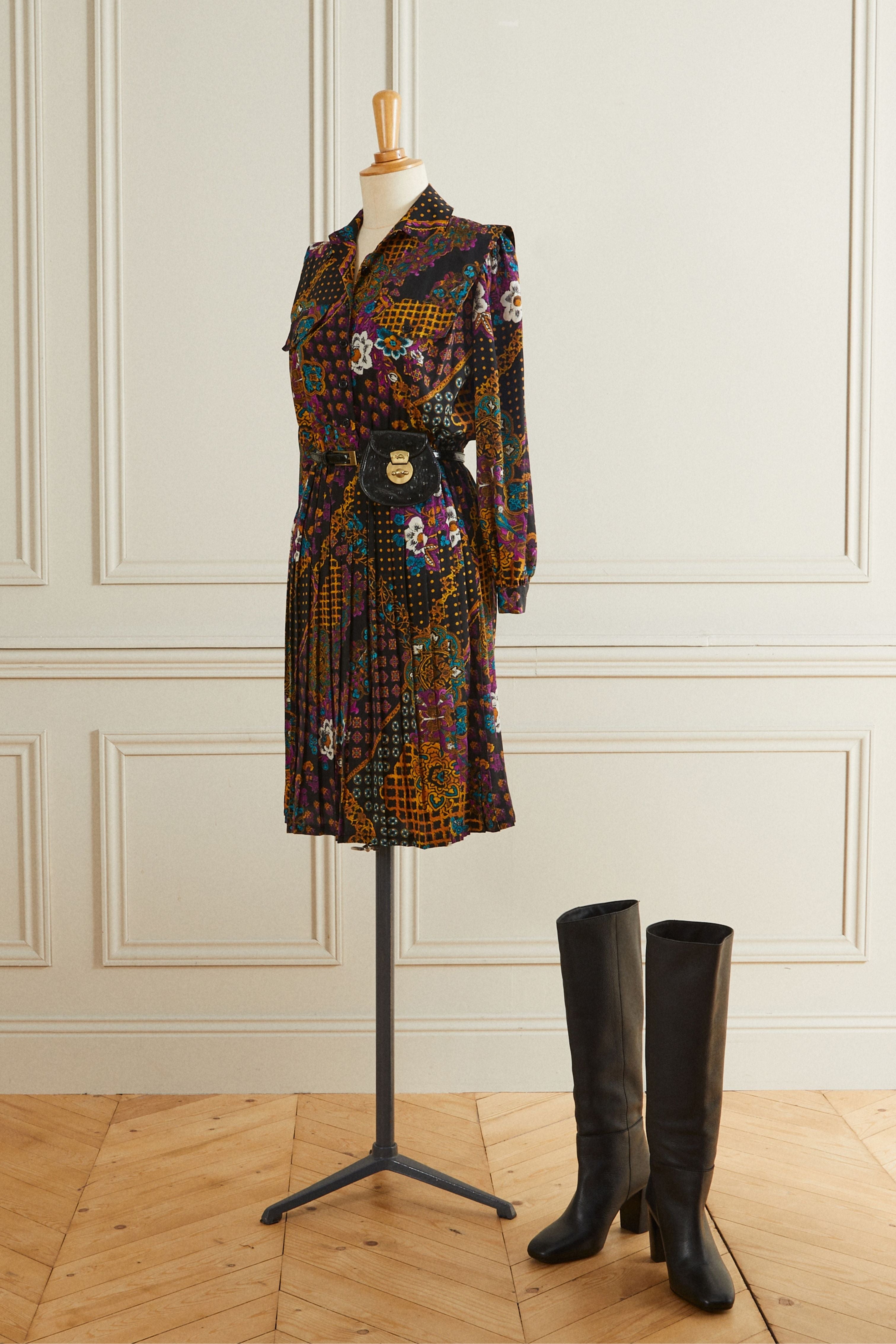 Robe midi à motifs avec col chemise