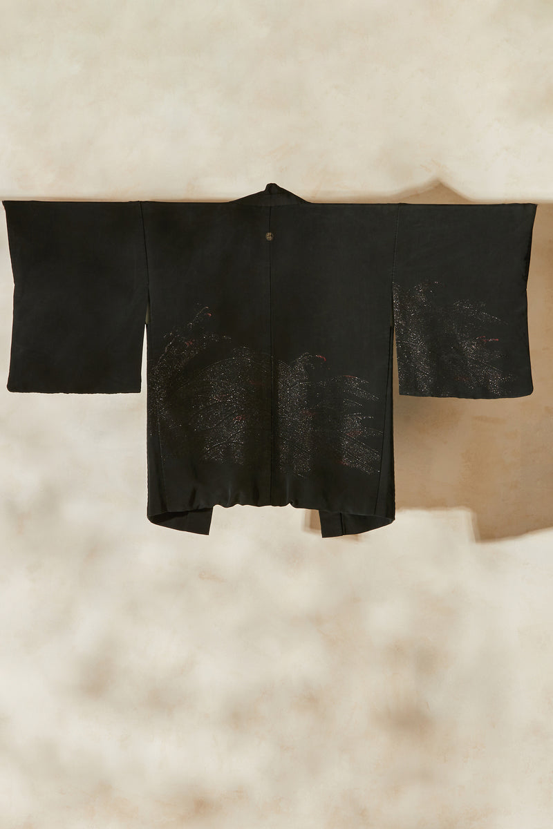 Kimono court en soie noir irisé