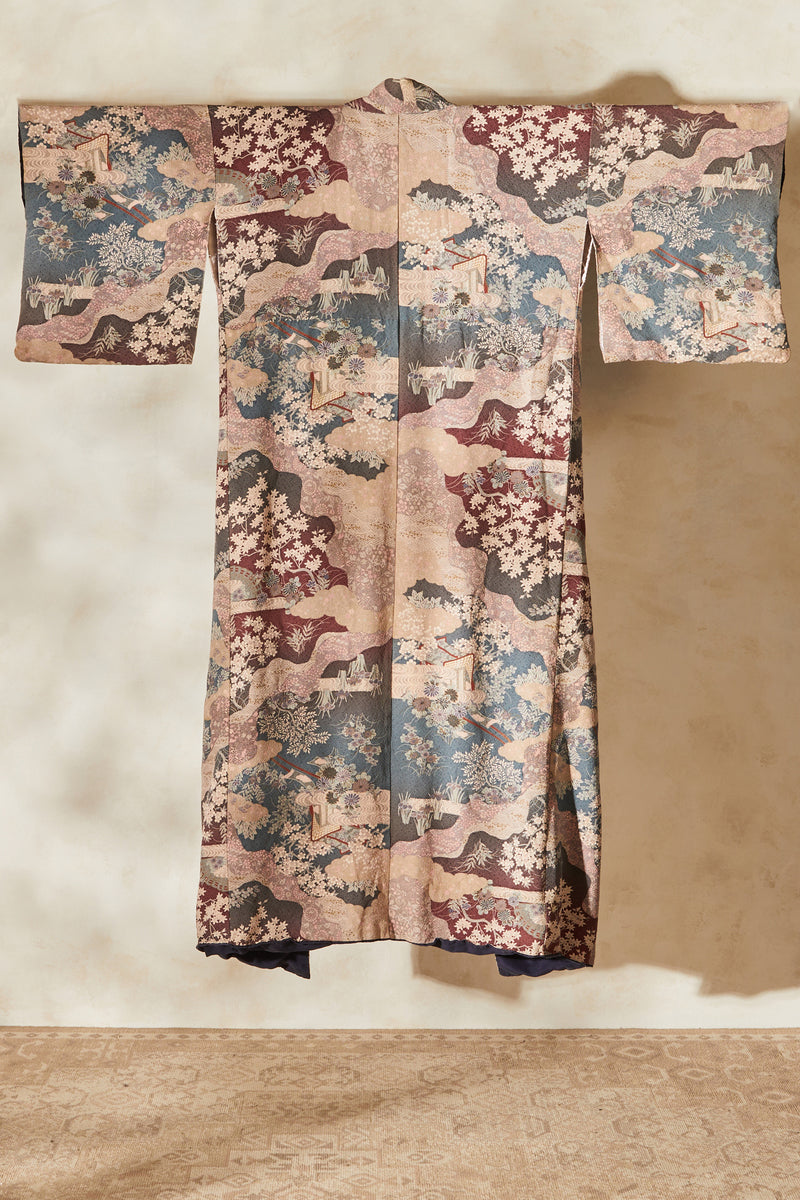 Kimono long en soie violet à fleurs