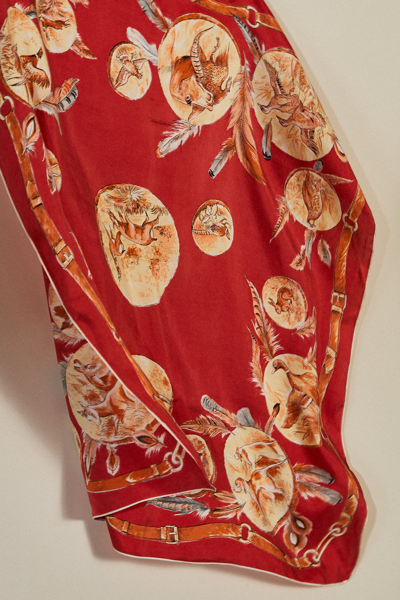 Foulard en soie imprimé chasse rouge