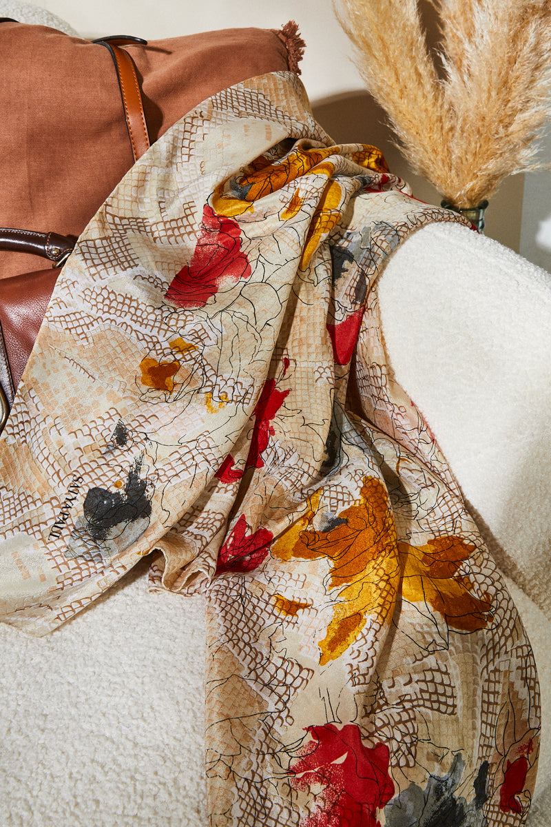 Foulard en soie serpent avec motifs beige