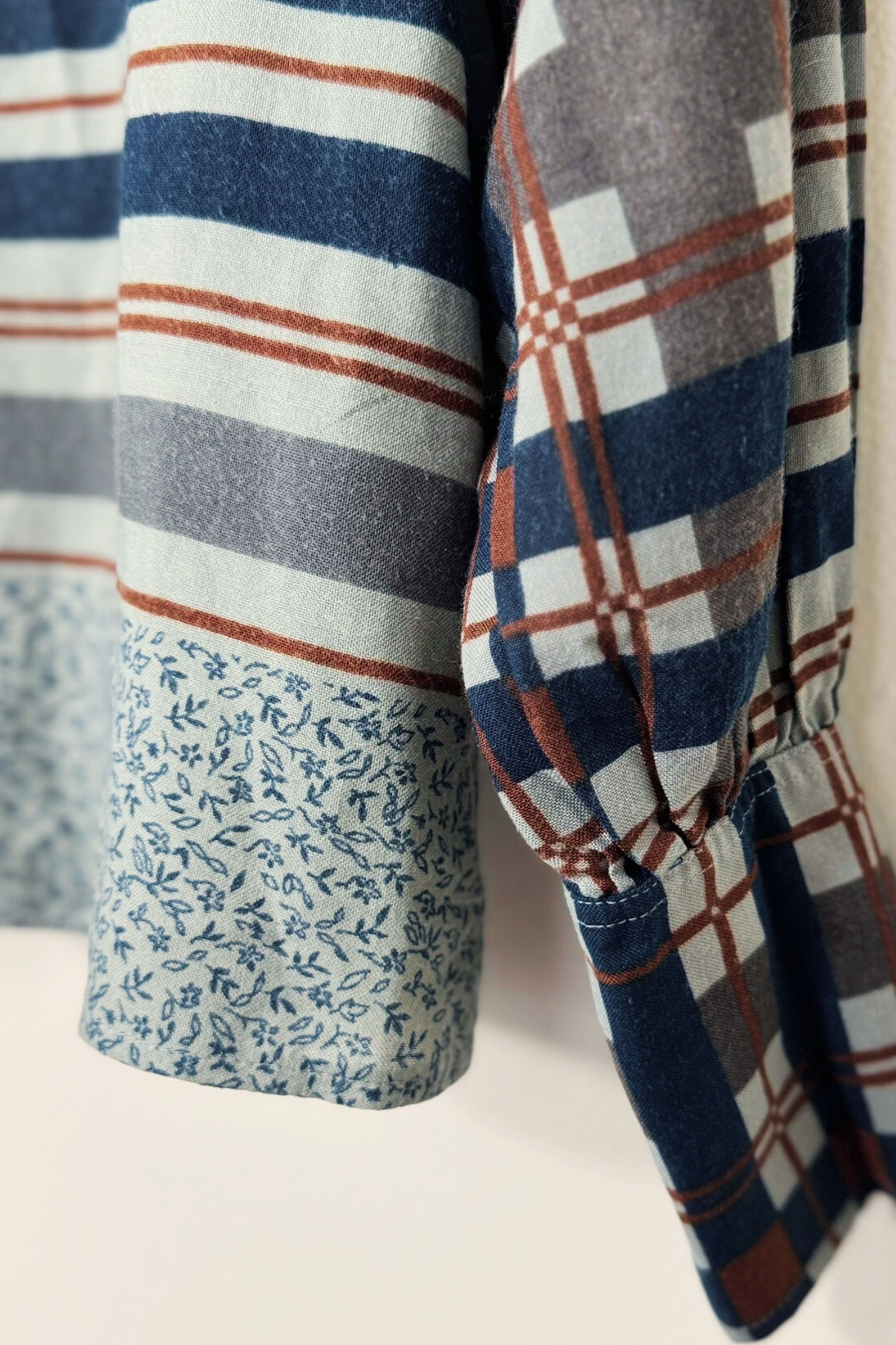 Chemise à carreaux fantaisie grise