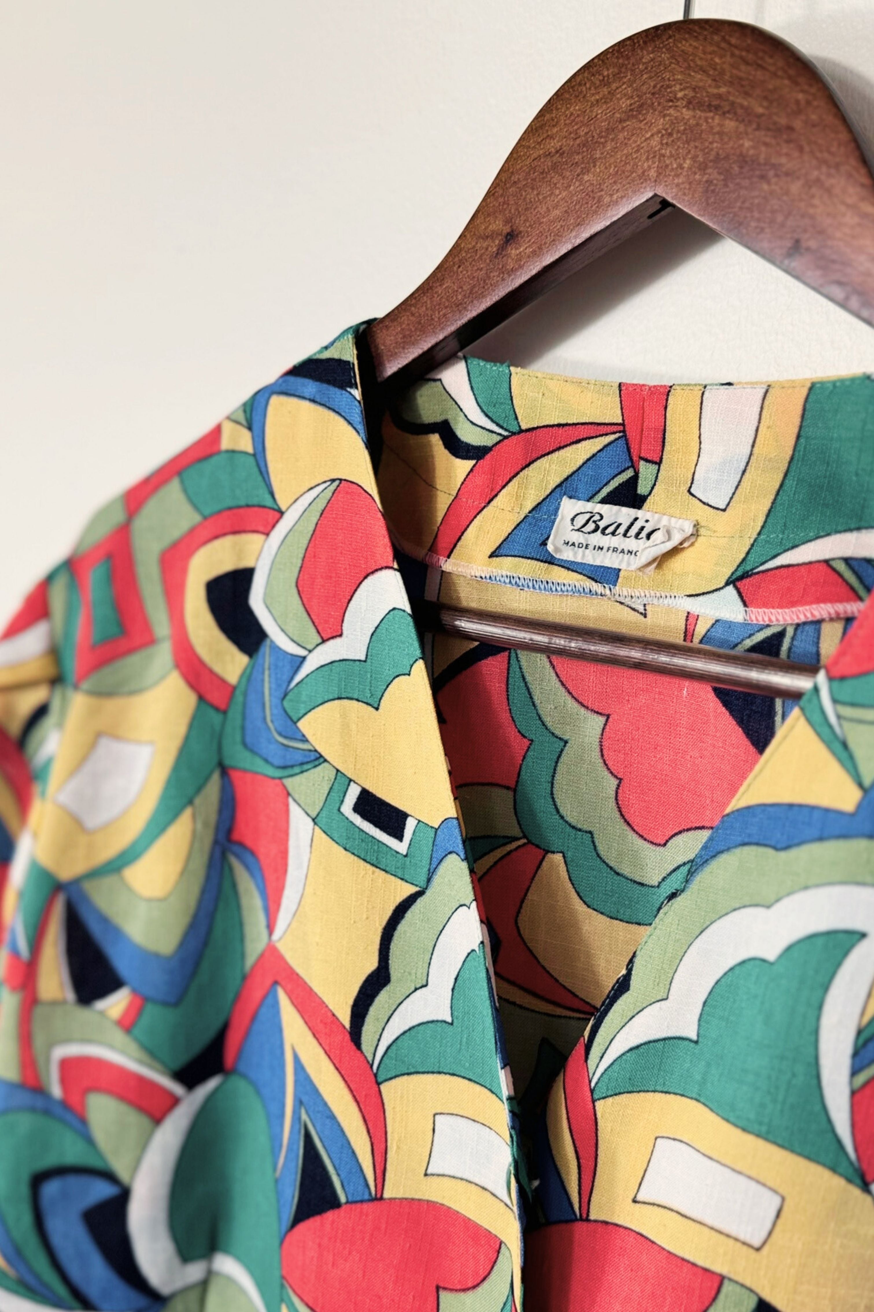 Chemisier à motifs abstraits colorés