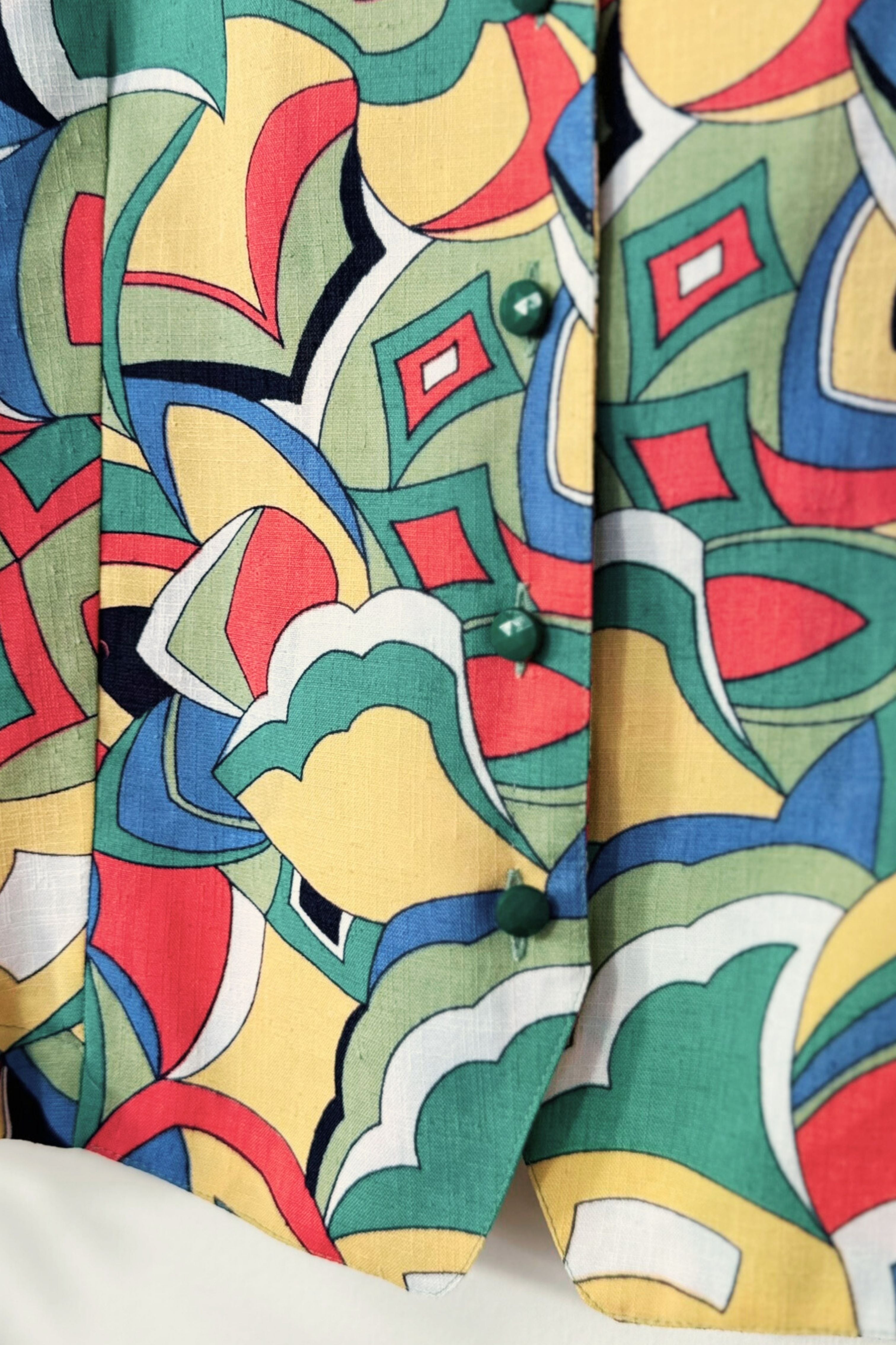Chemisier à motifs abstraits colorés