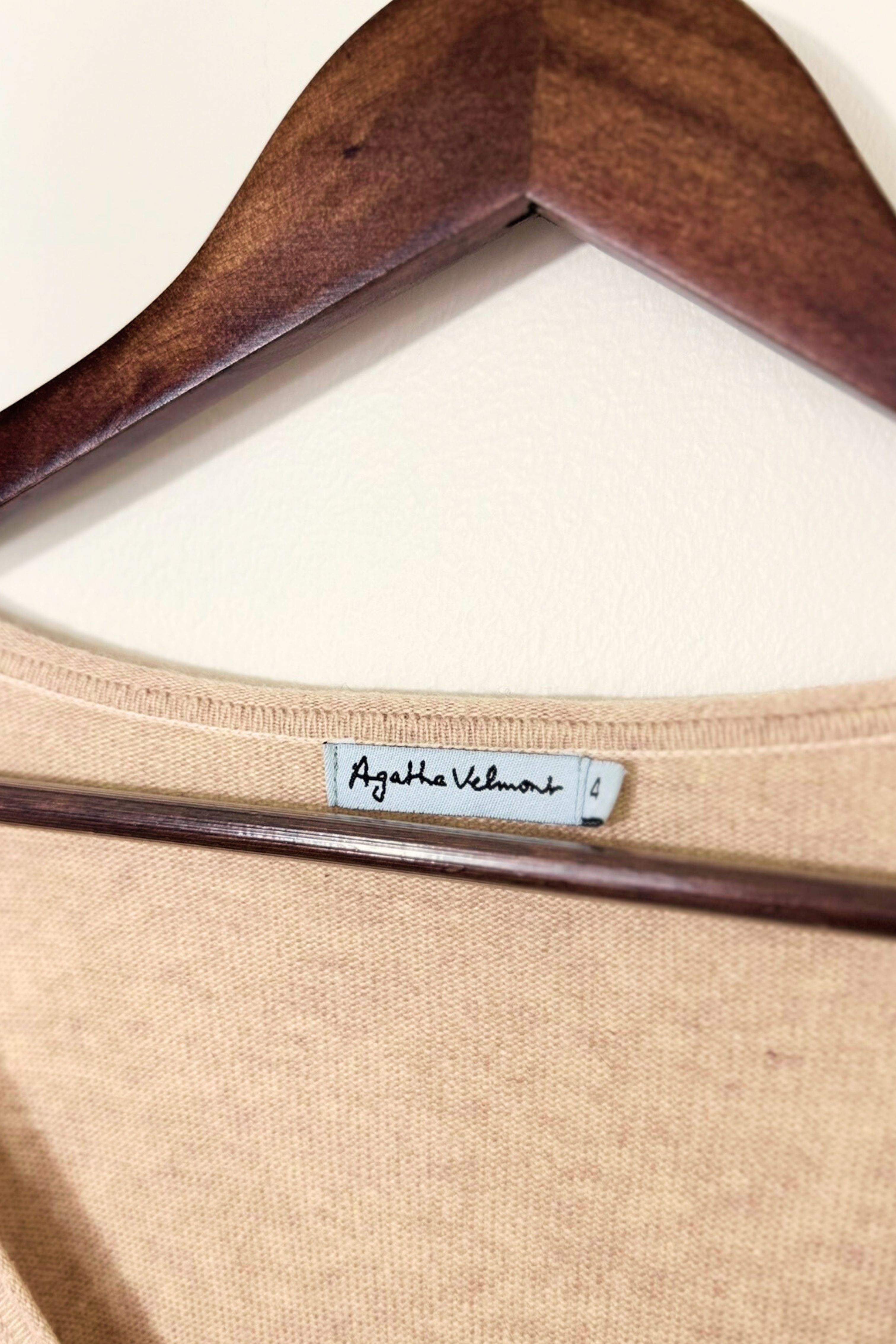 Pull fin beige et cuir doré