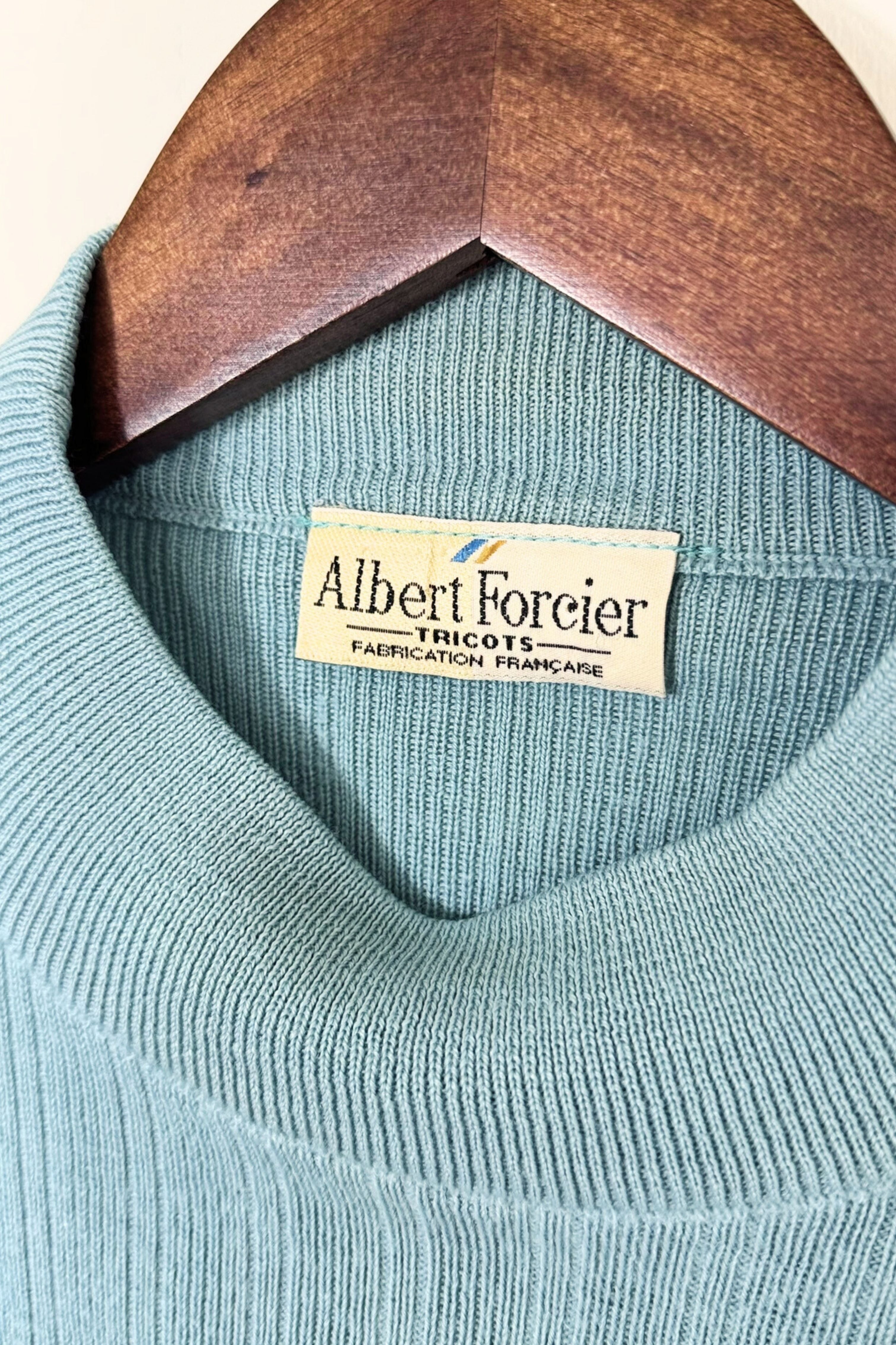 Pull en laine col roulé bleu ciel