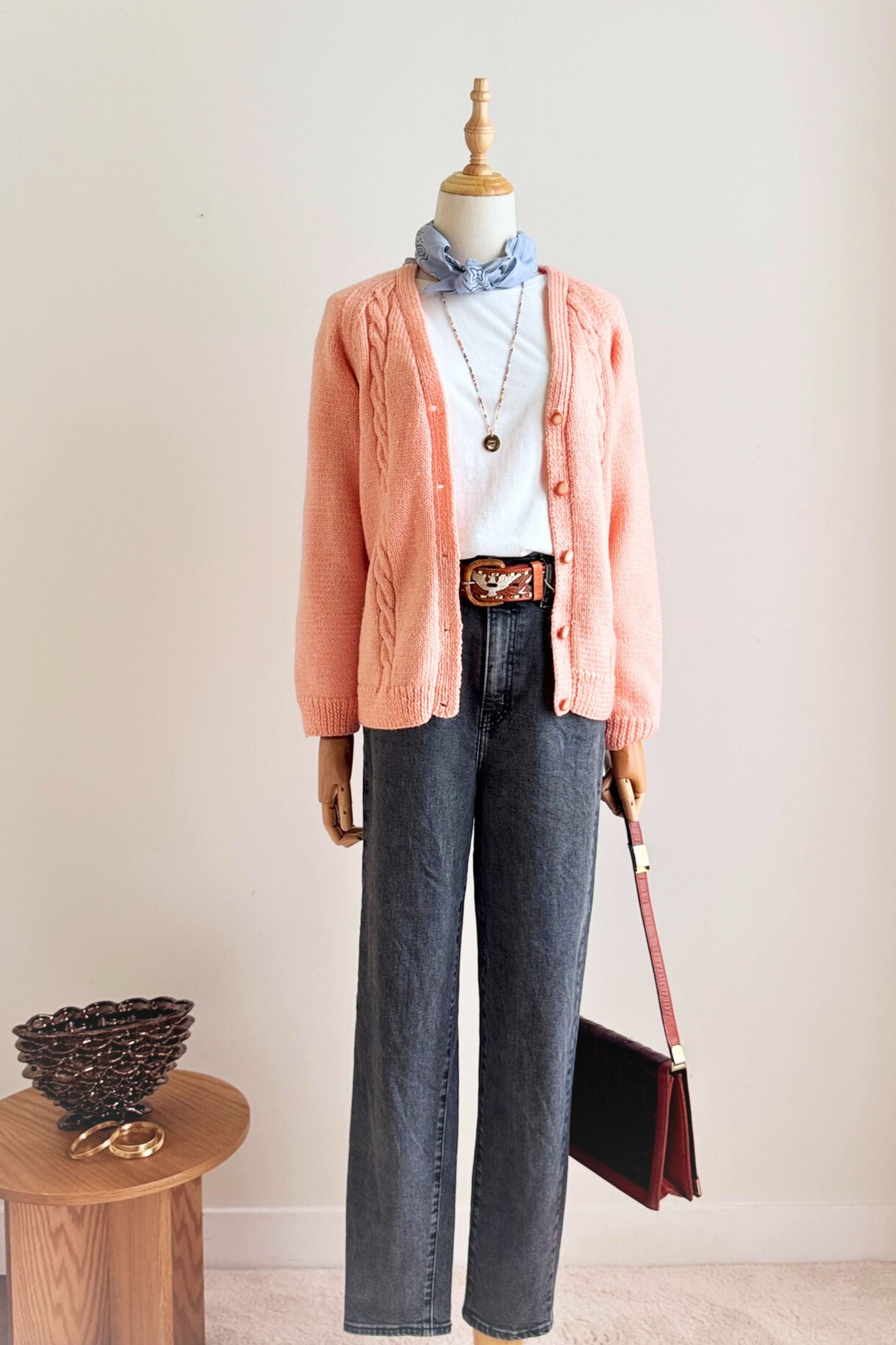 Gilet en maille tressée coton rose