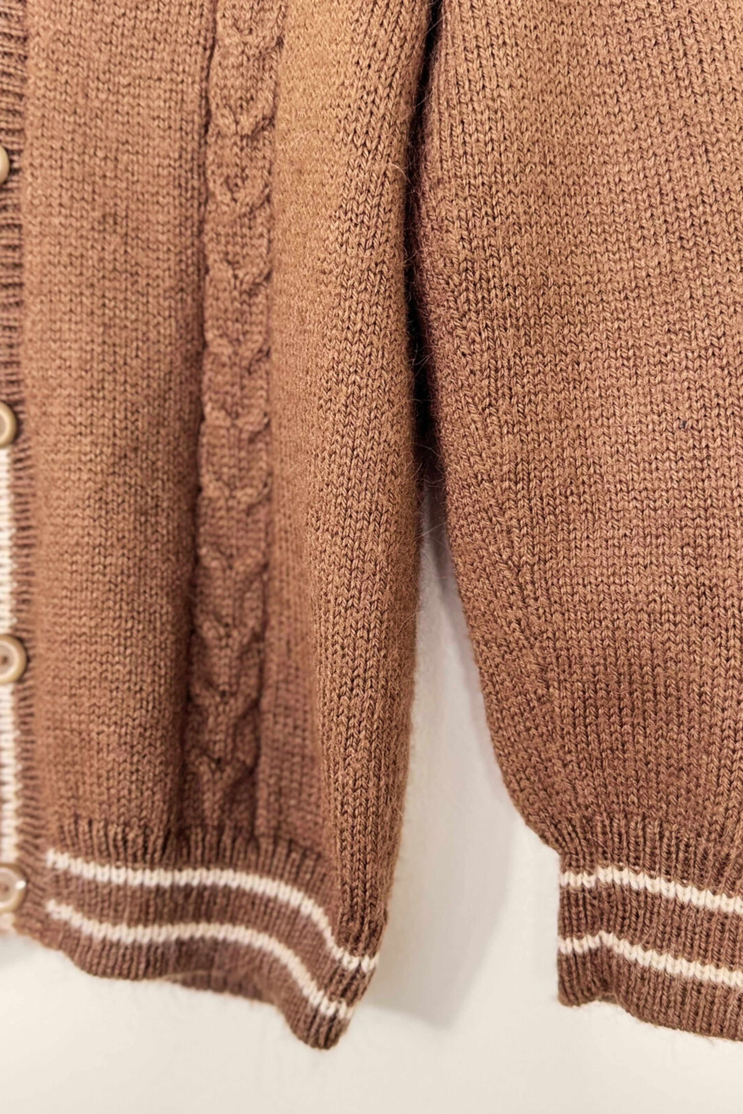 Gilet en laine maille tressée chocolat