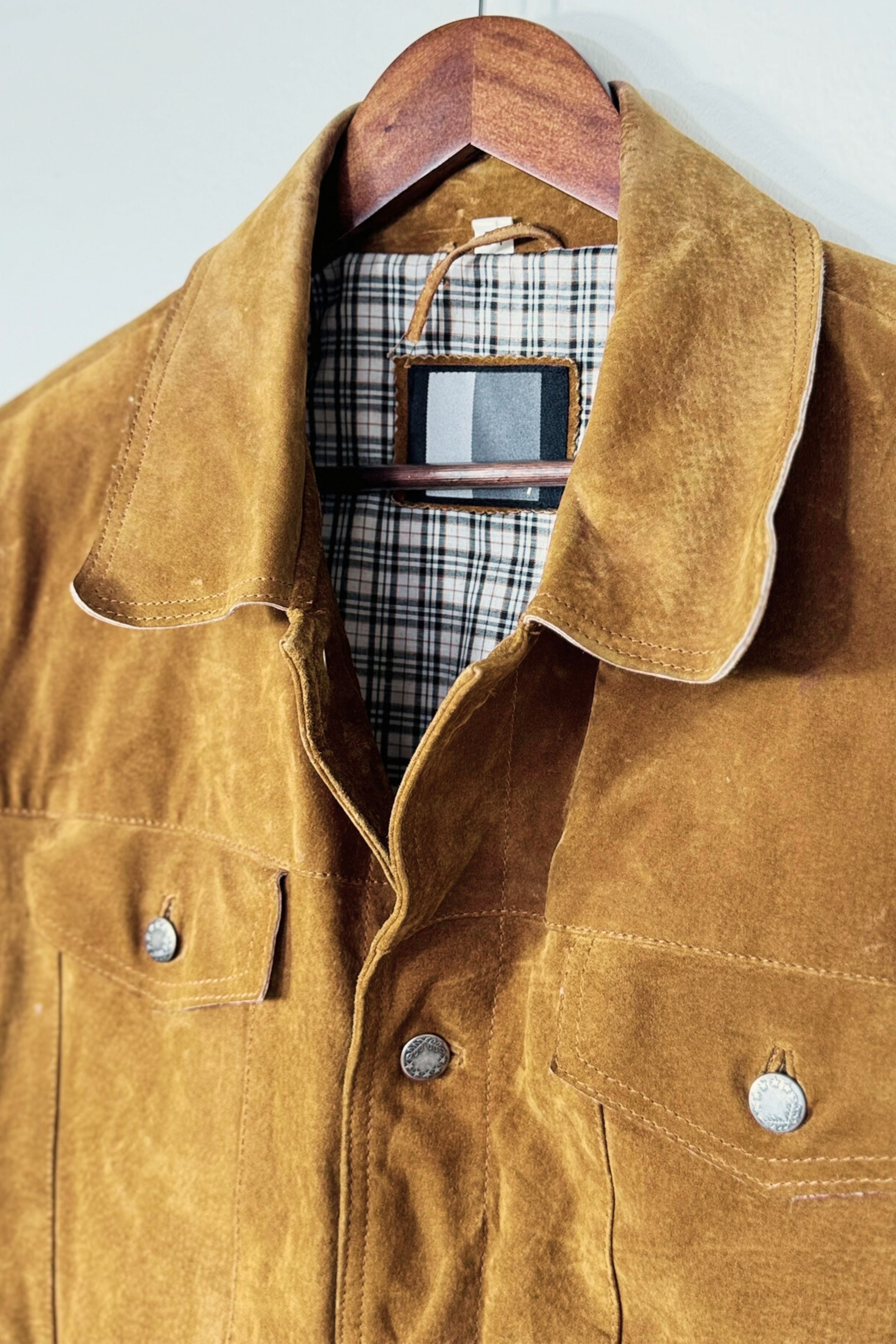 Veste sans manche large boutonné en daim marron