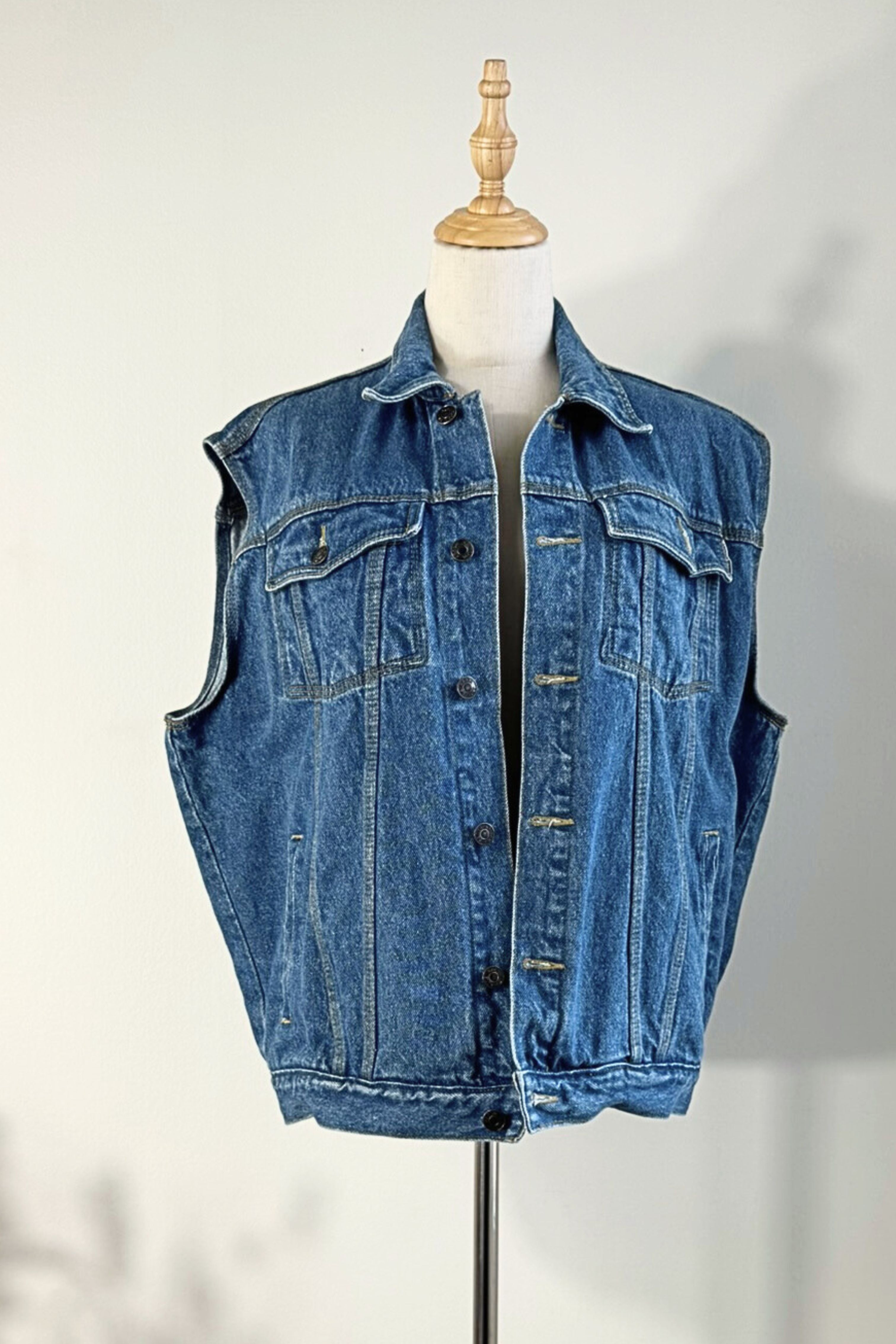 Veste sans manche oversize en jeans bleu brut