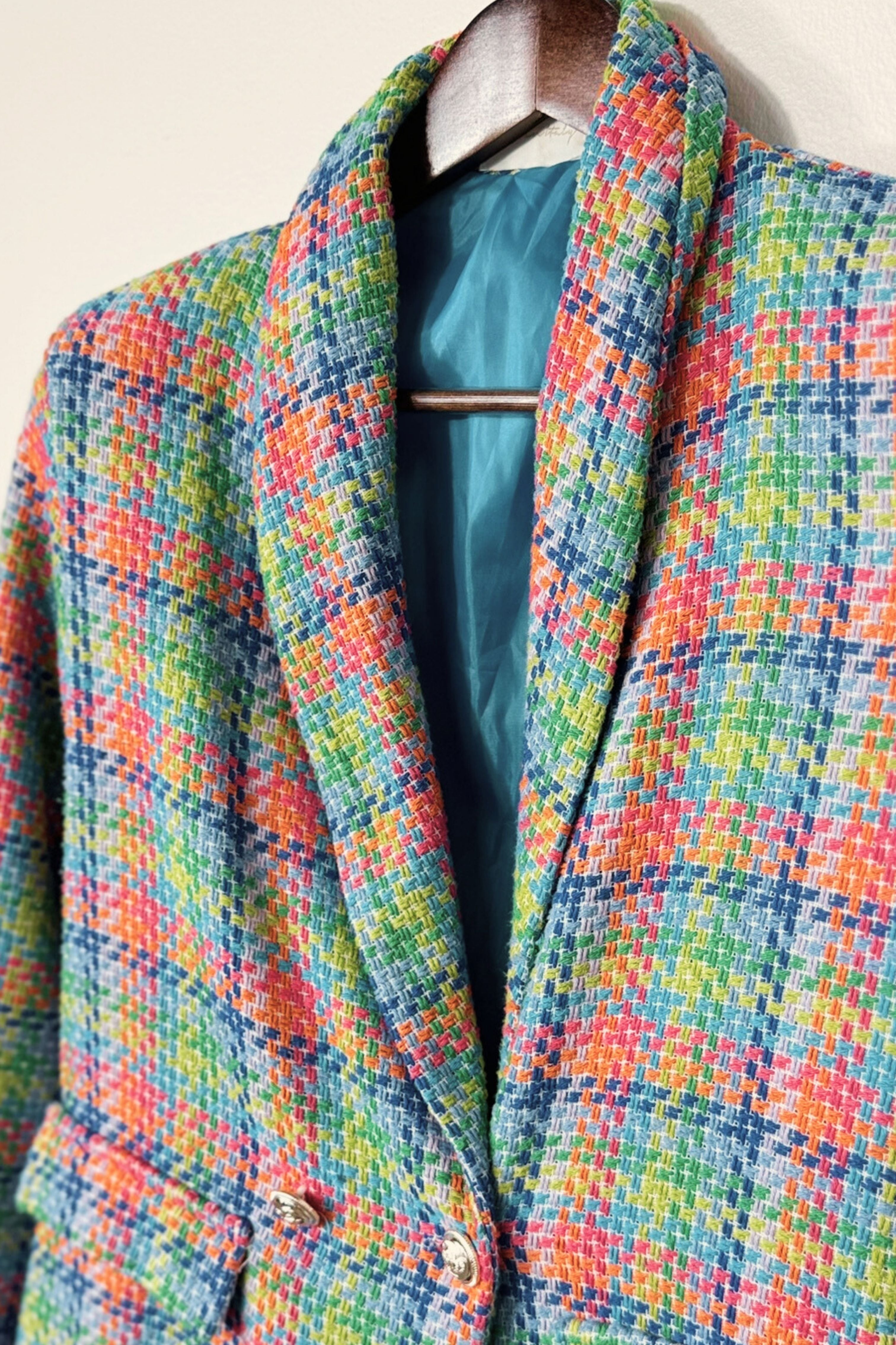 Veste bleue en coton à carreaux colorés
