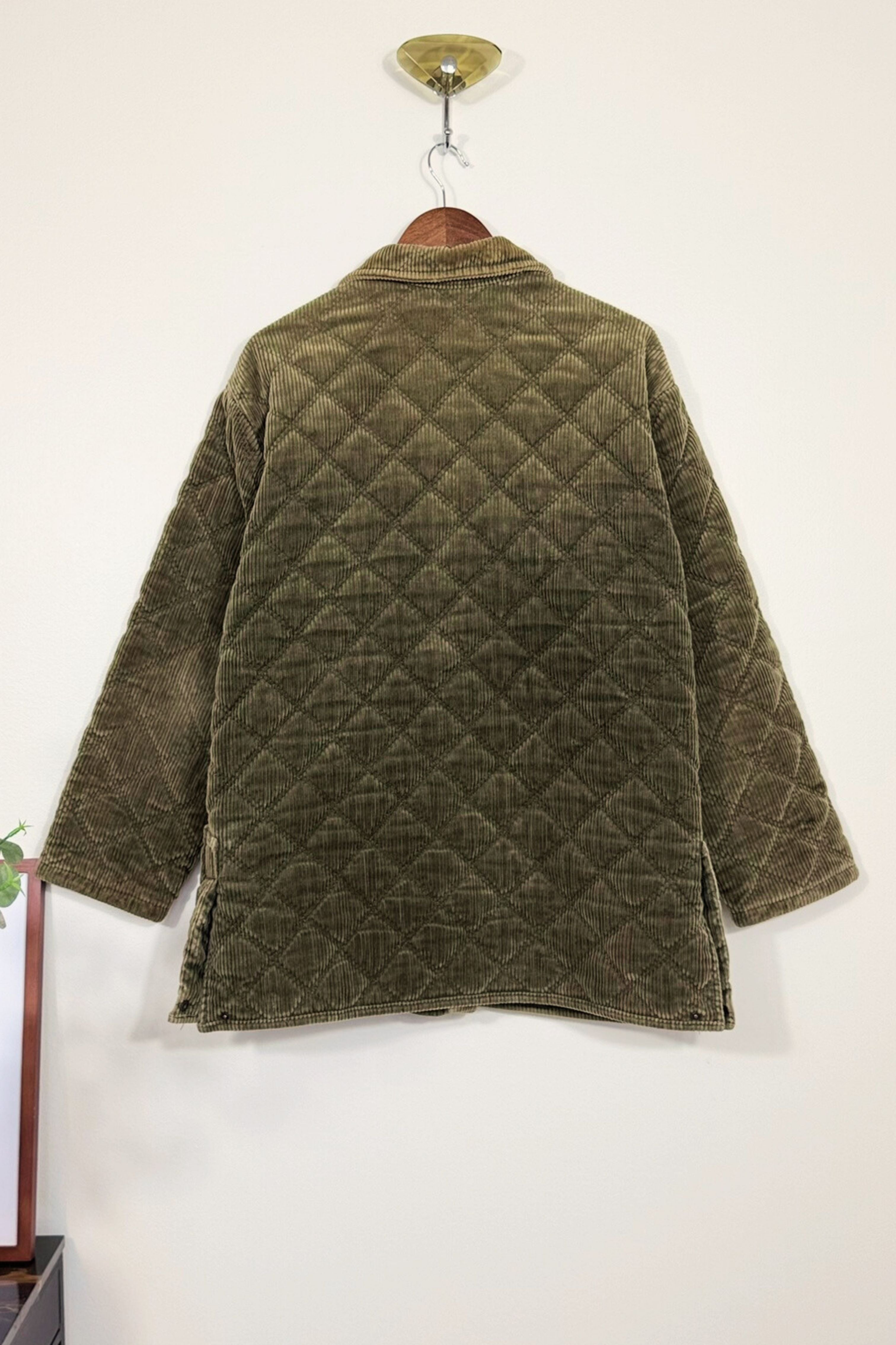 Manteau matelassé en velours kaki