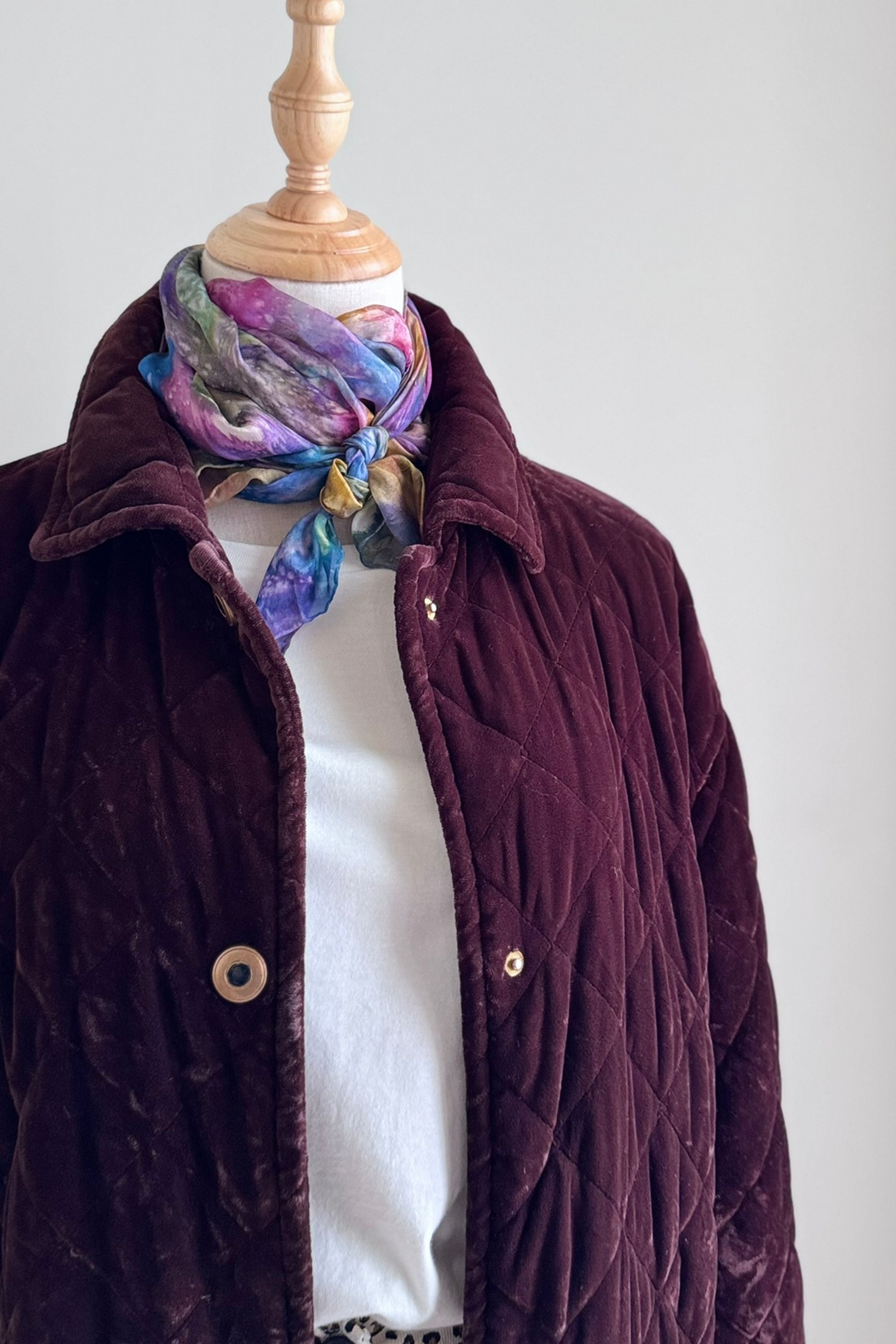 Mid-length purple velvet coat