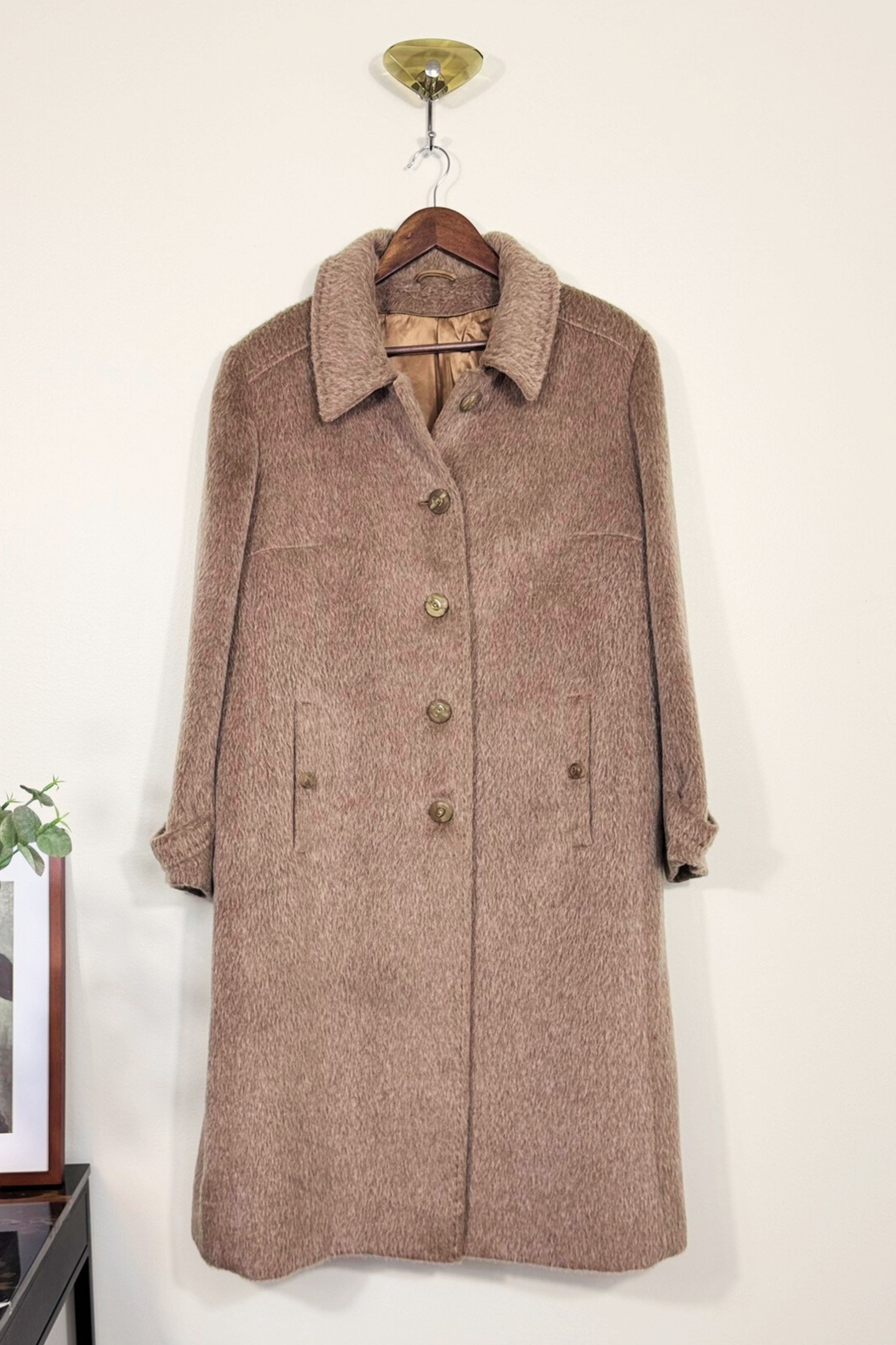 Manteau long en laine vierge beige