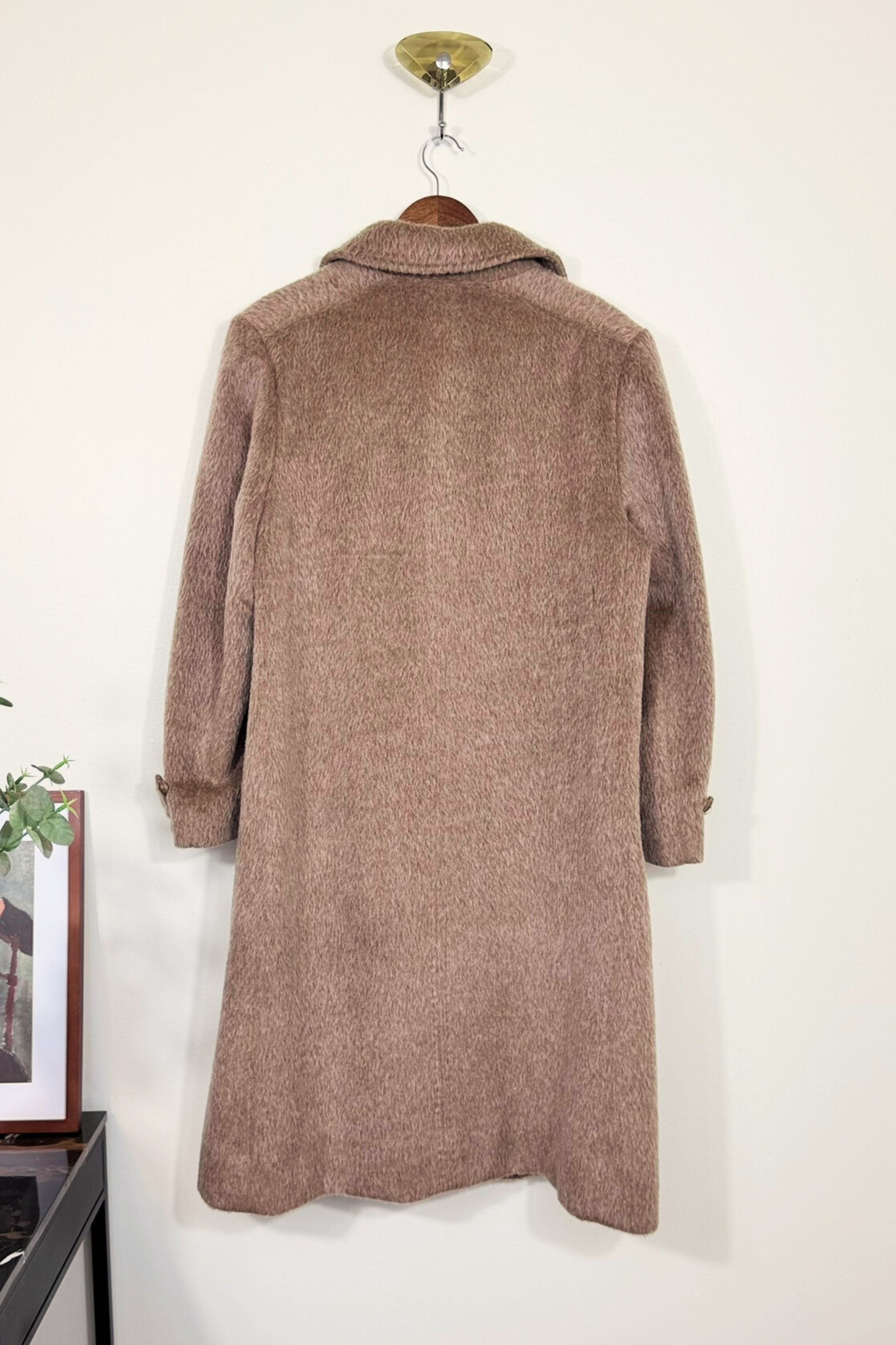 Manteau long en laine vierge beige
