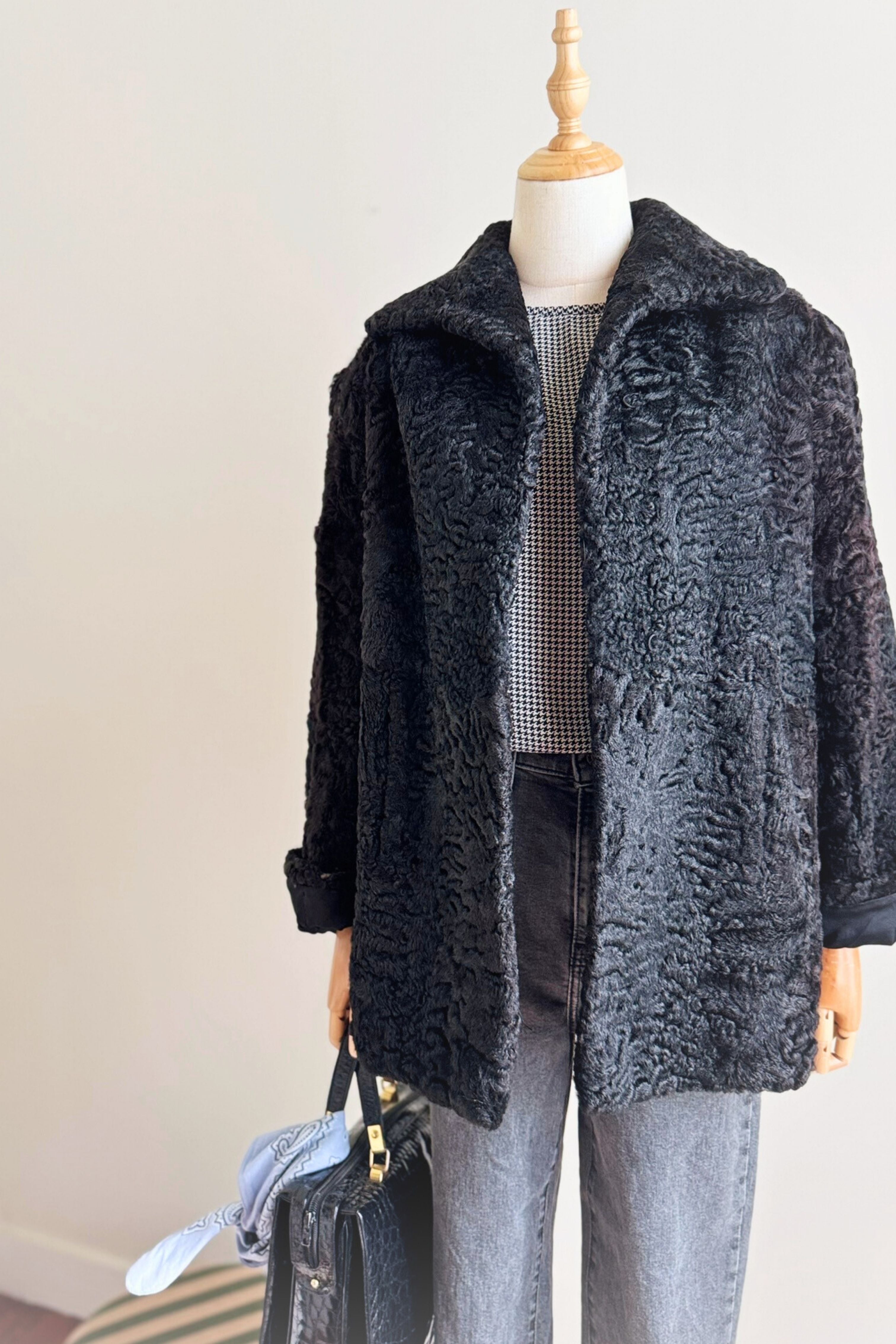 Veste fourrure astrakan noire