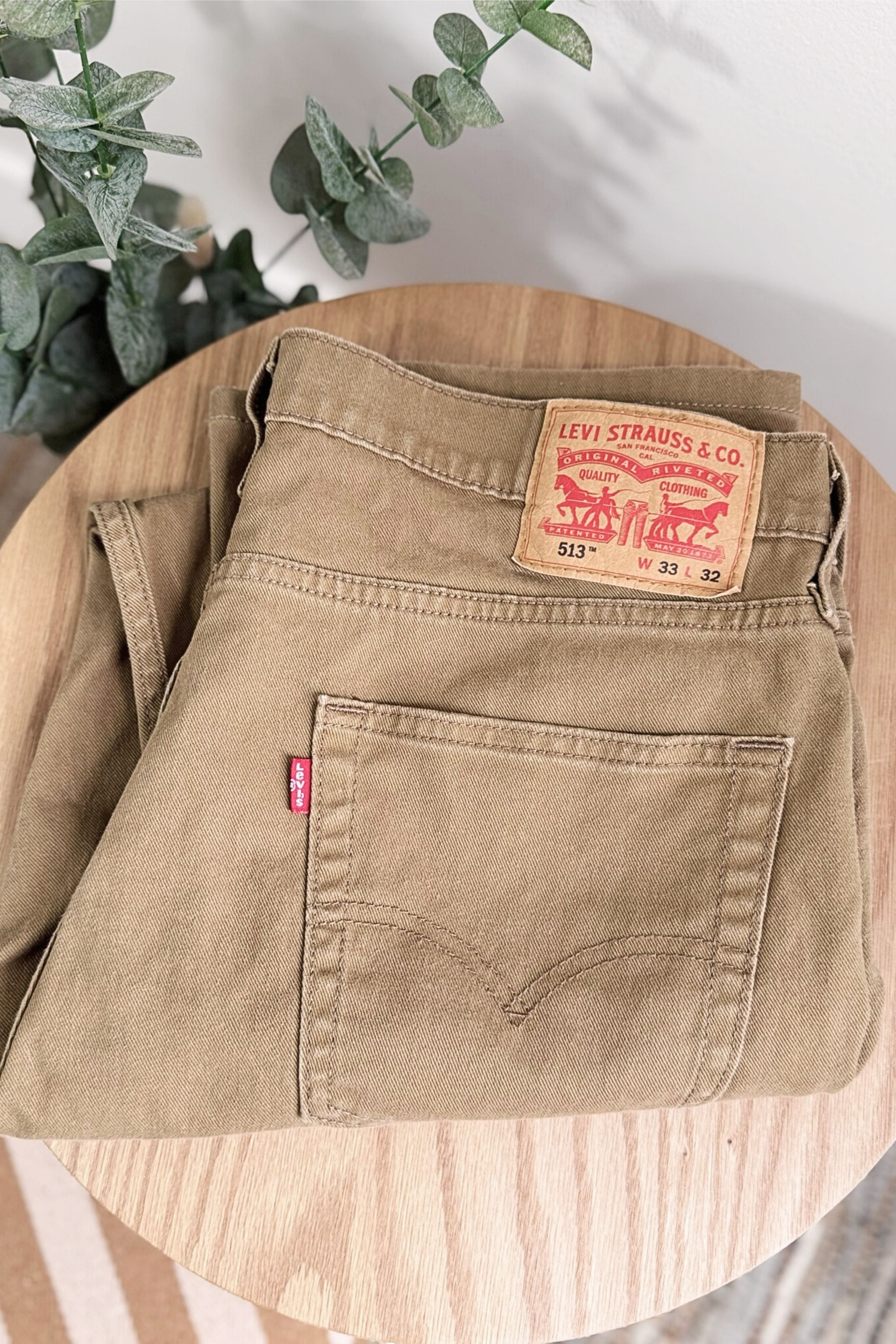 Jeans Levi's 513 W33 L32 marron