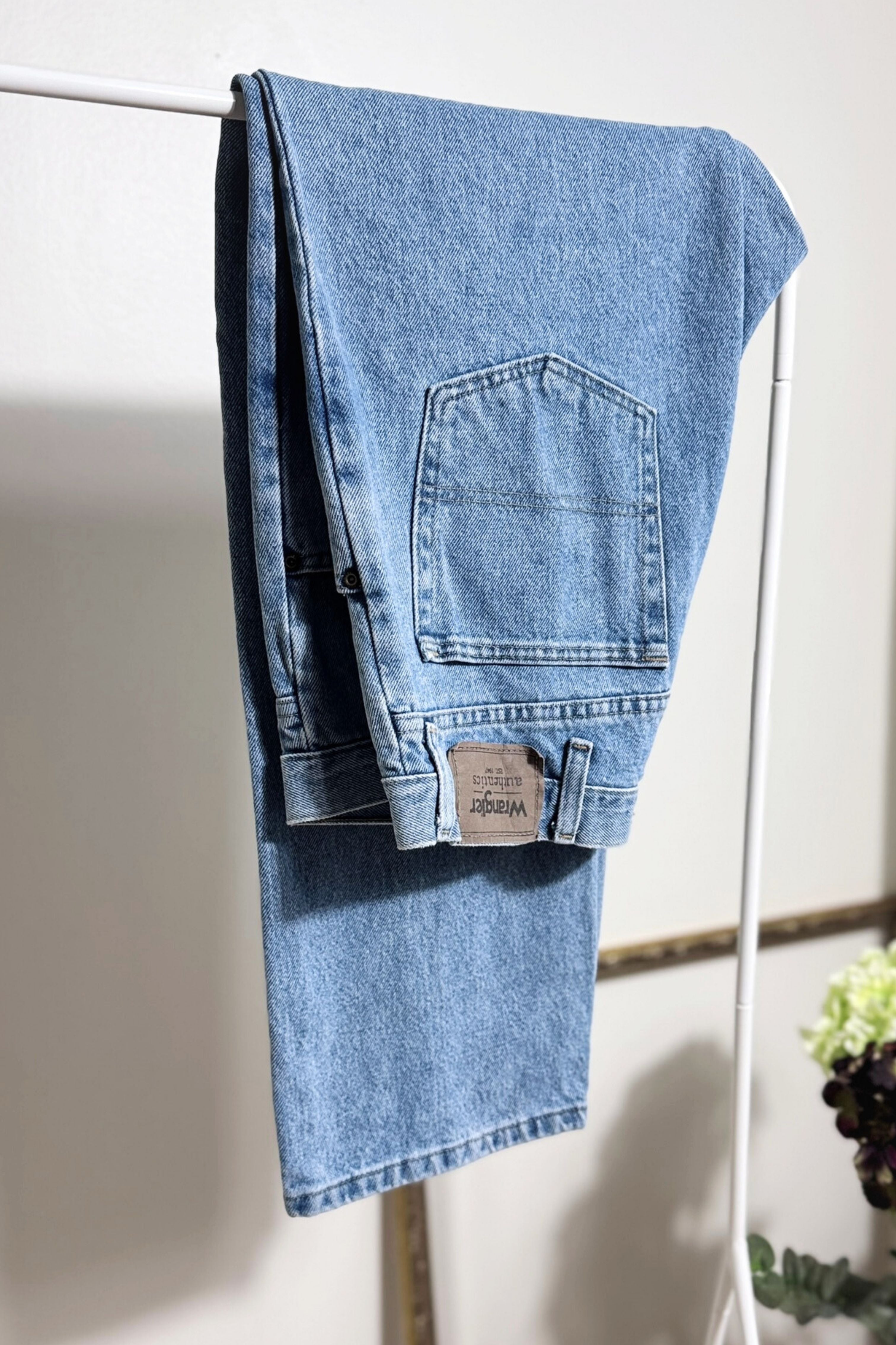 Jeans Wrangler droit W36 x L32 bleu moyen