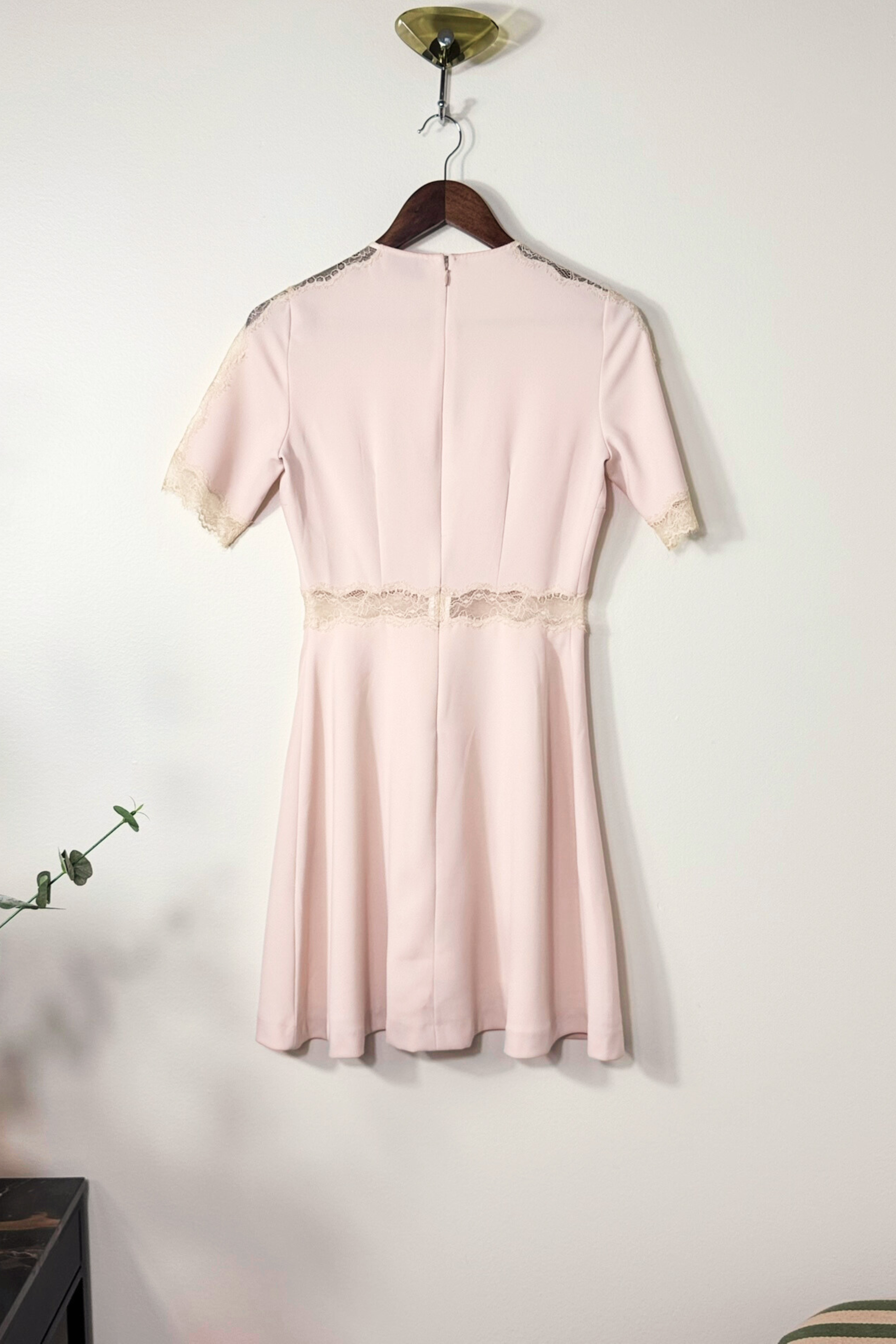 Robe courte The Kooples rose clair