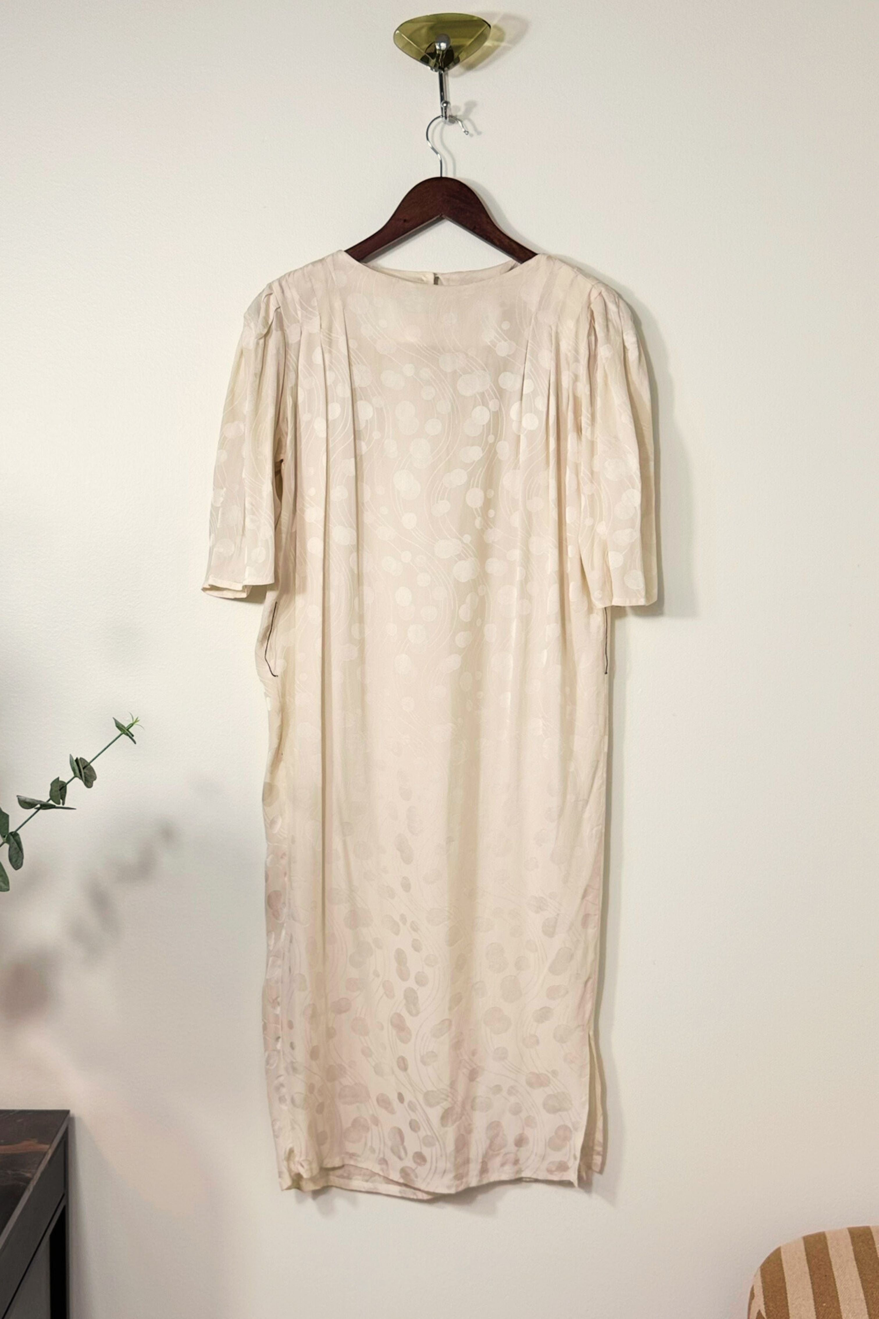 Robe midi à pois en soie écrue