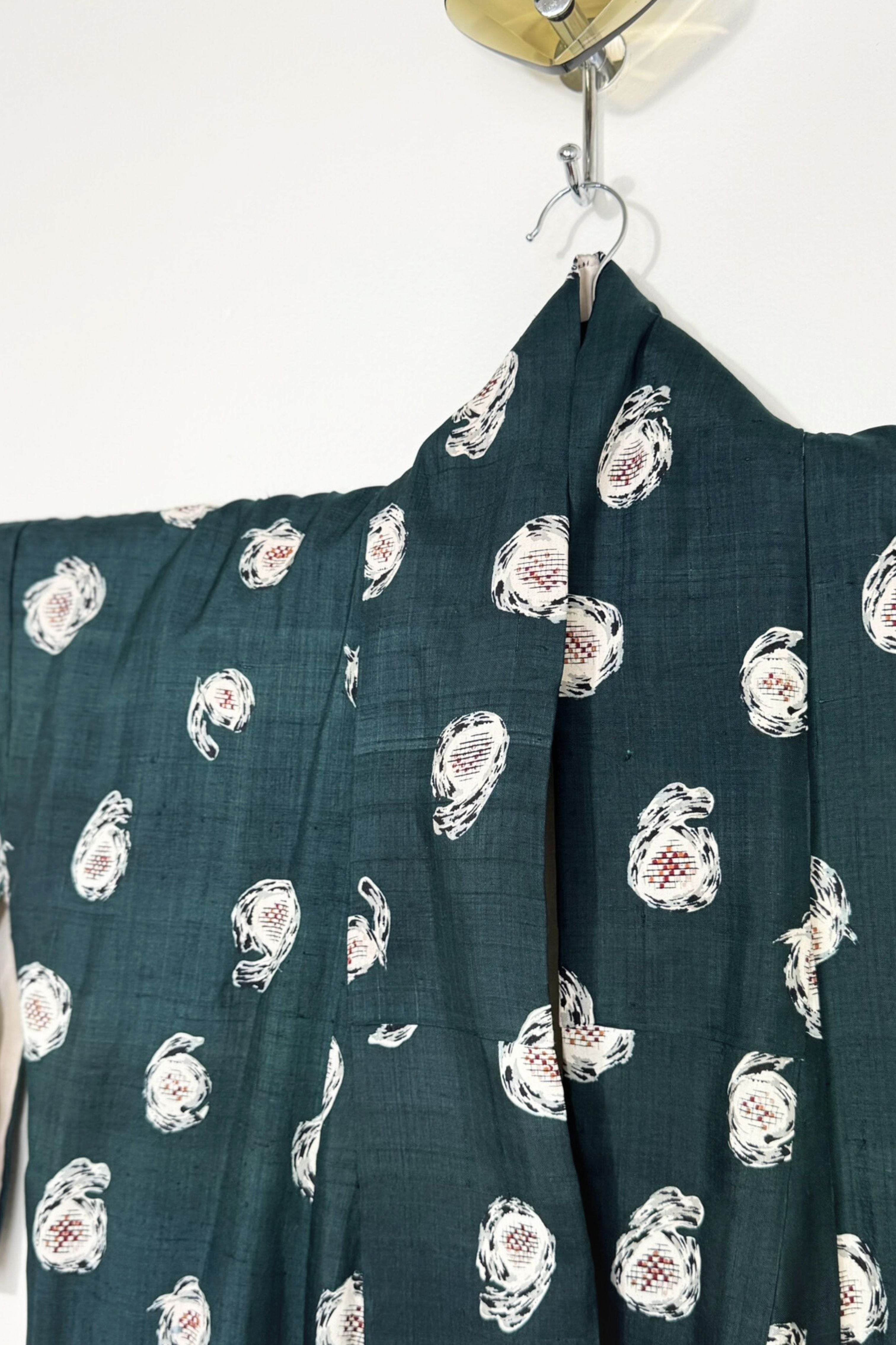 Kimono long en soie vert émeraude imprimé abstrait