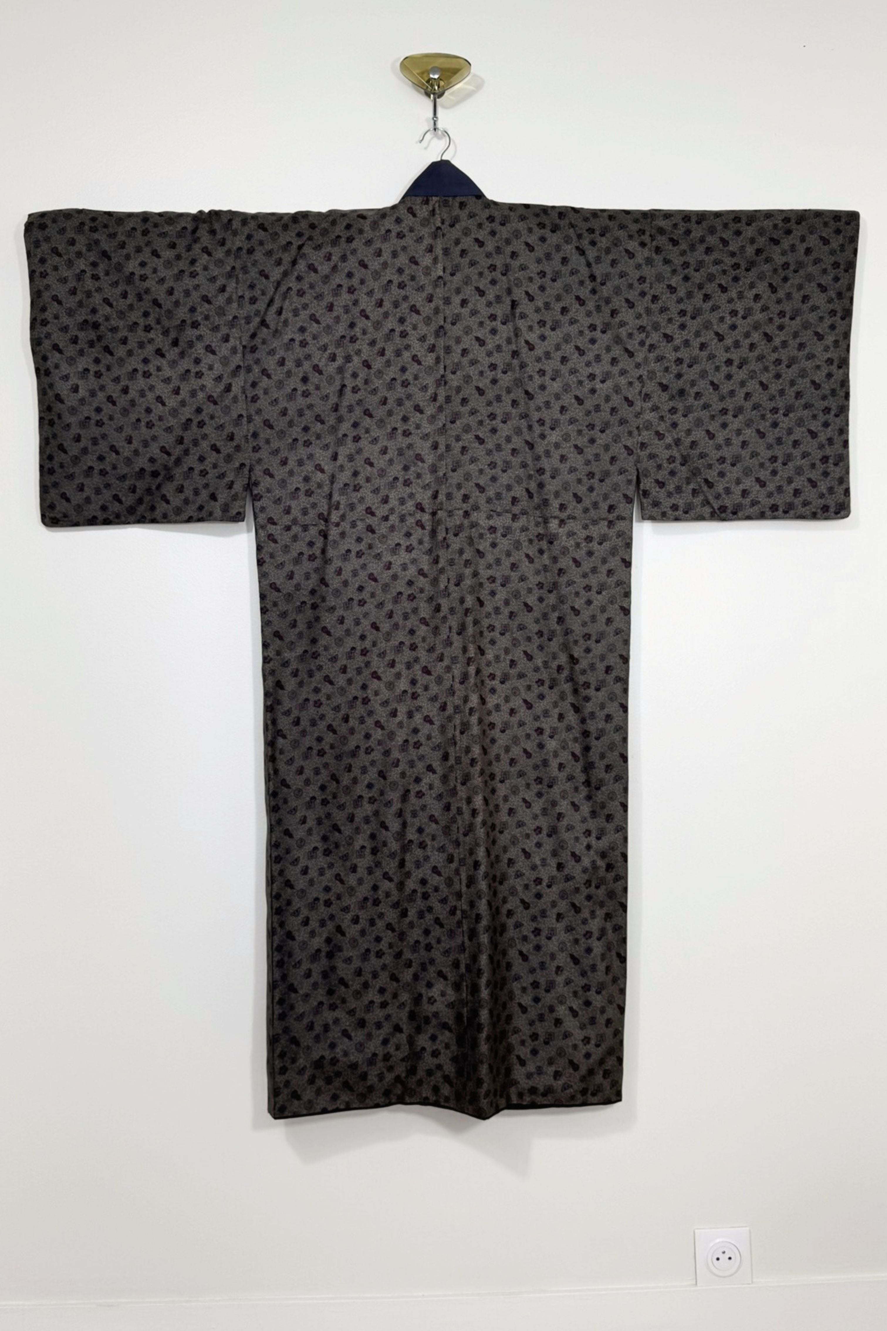 Kimono long en soie à motifs japonais