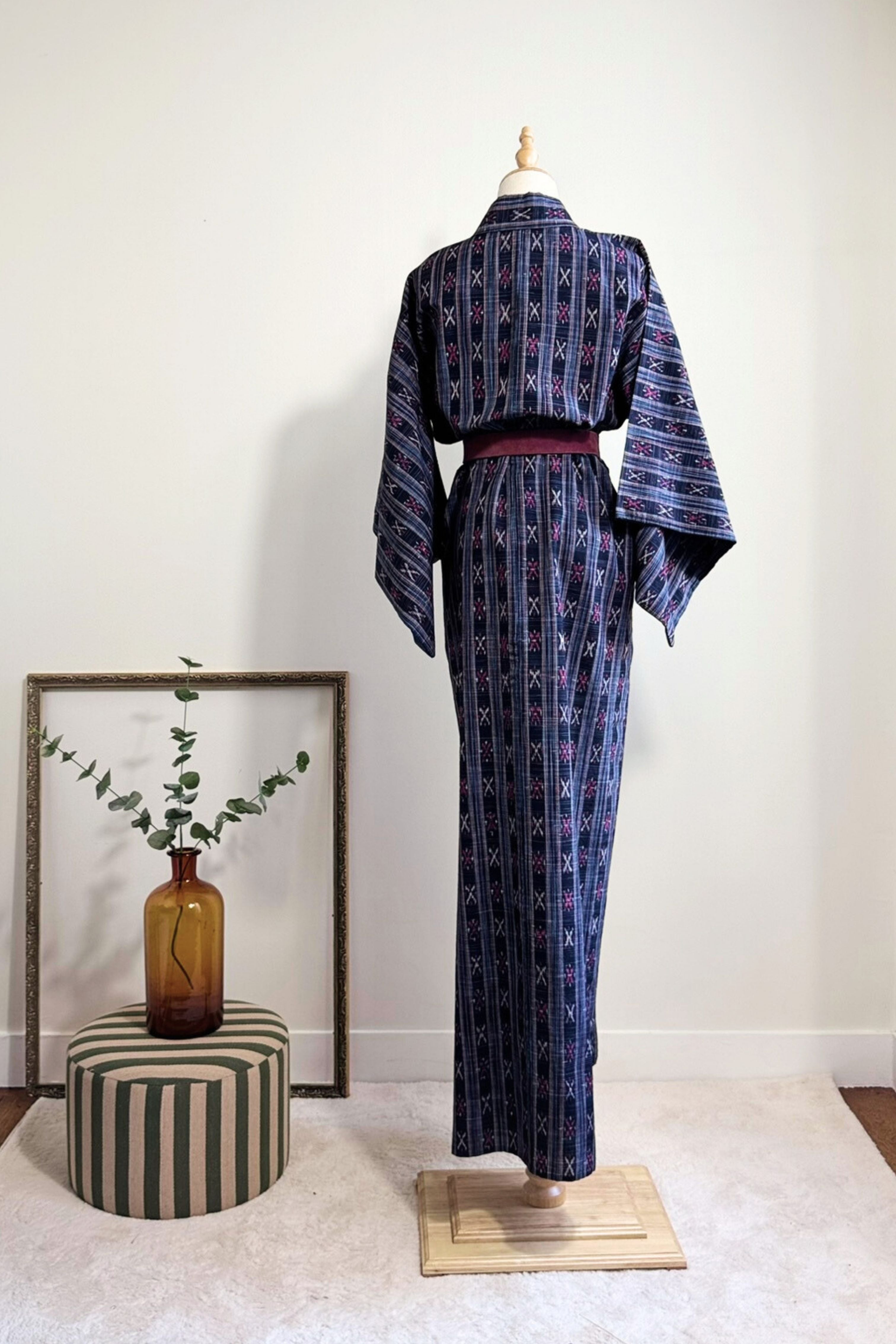 Kimono long épais à motifs bleu marine