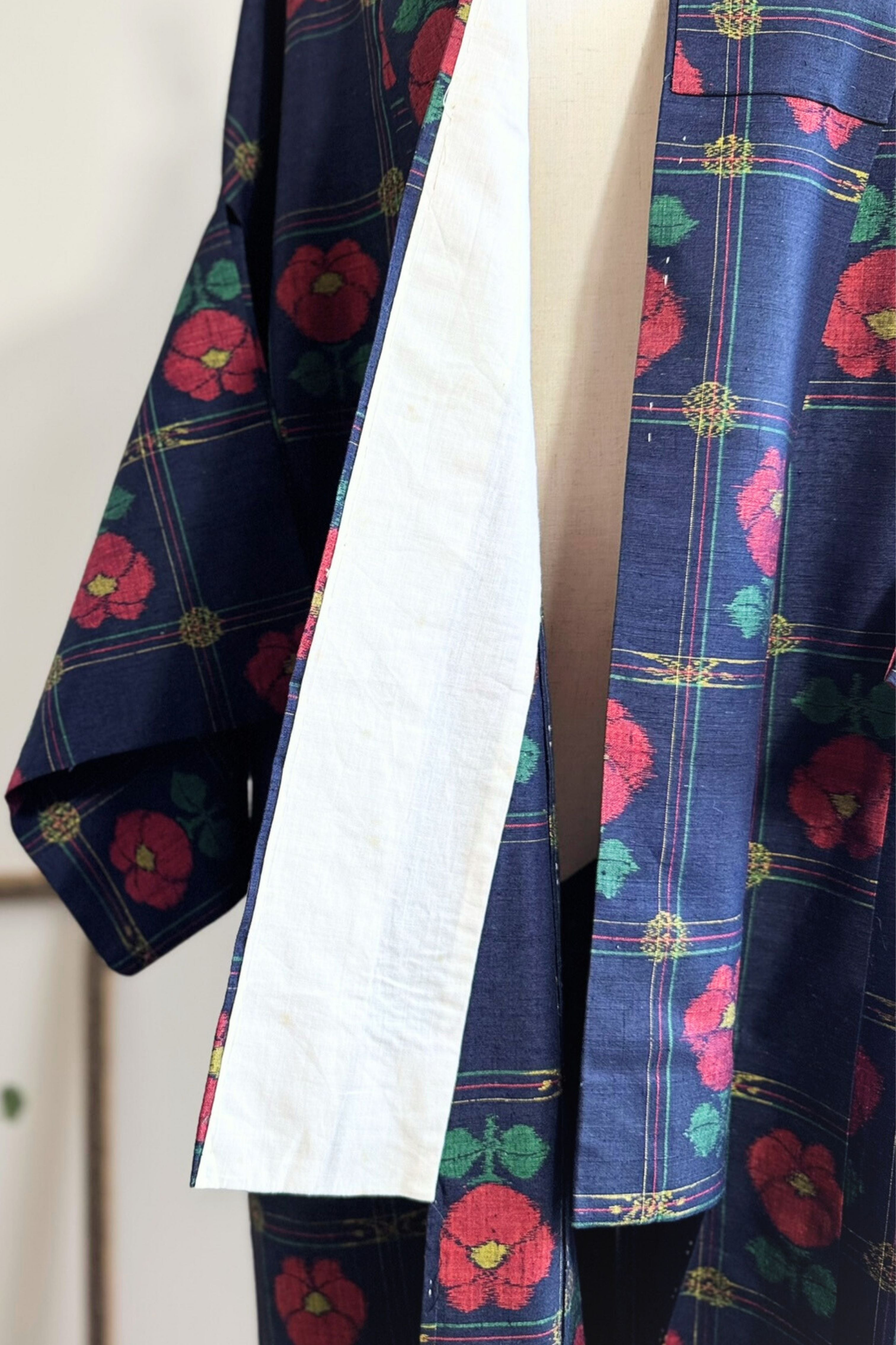 Kimono long épais à motif floral marine