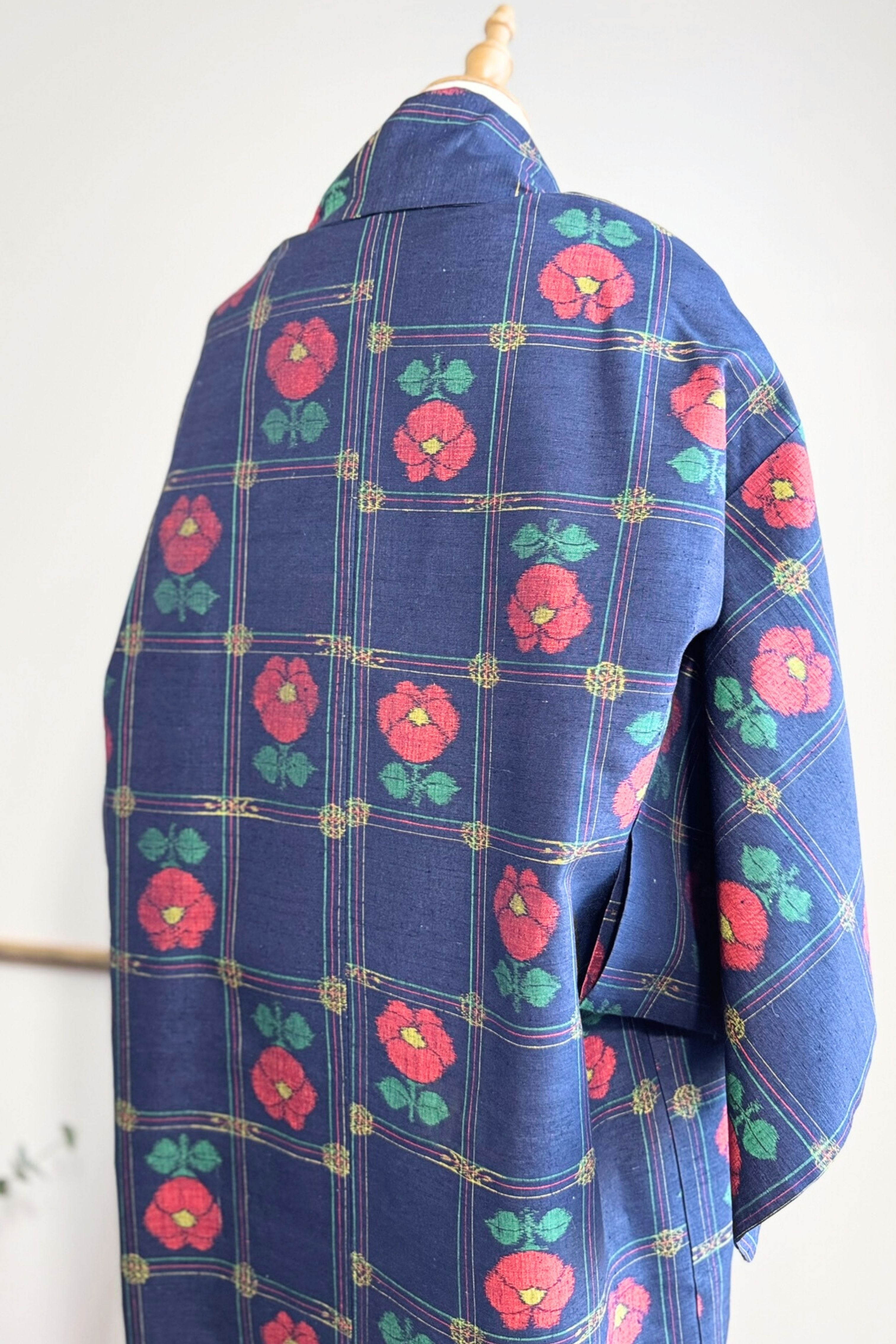Kimono long épais à motif floral marine
