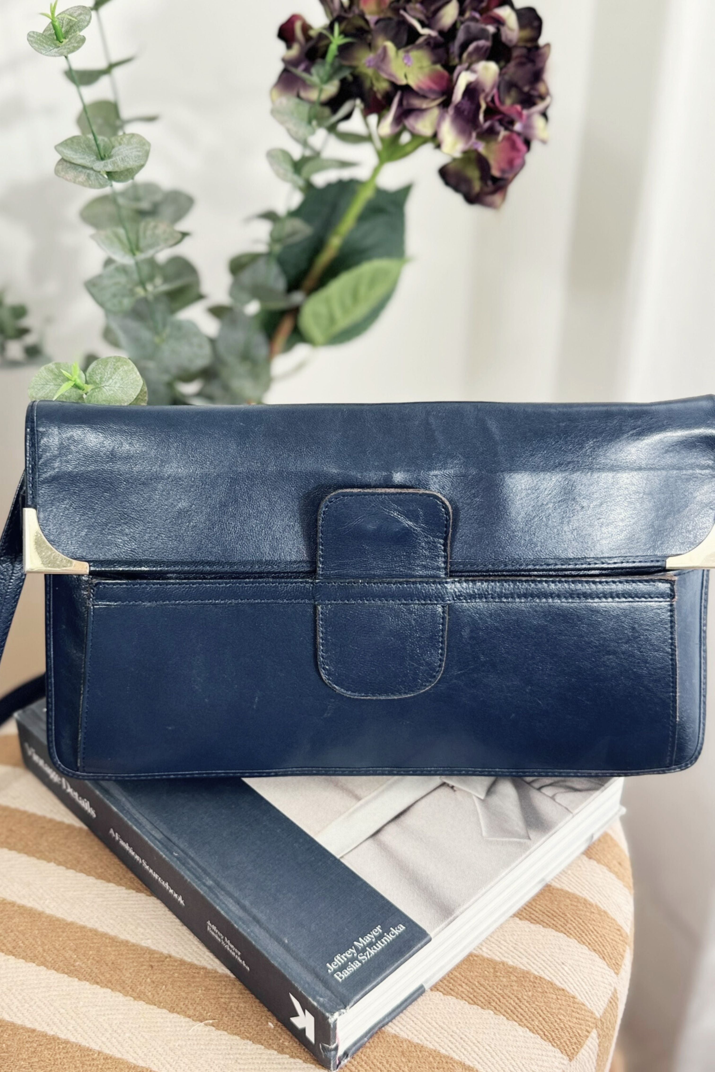 Sac pochette en cuir marine