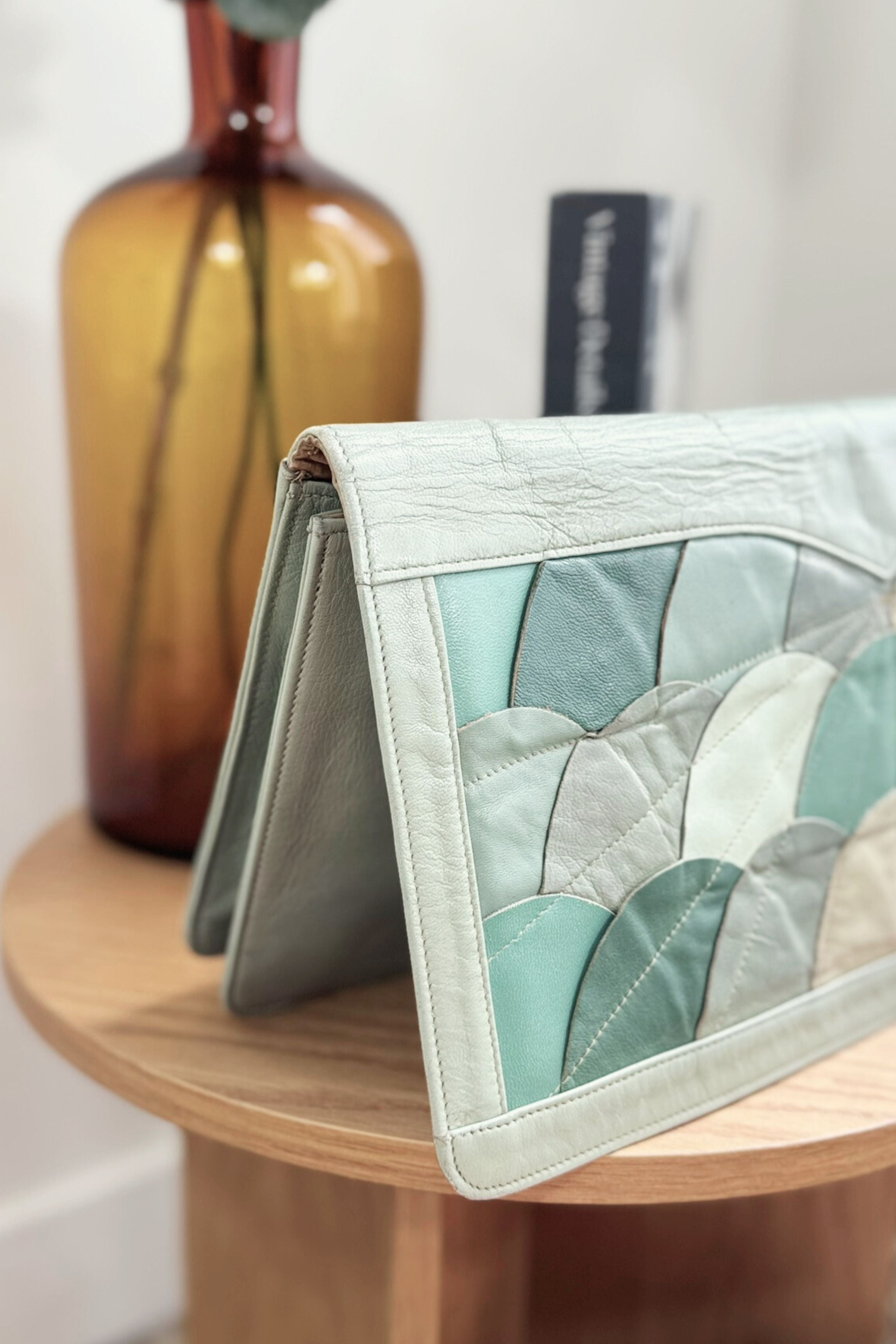 Sac pochette patchwork en cuir vert jade