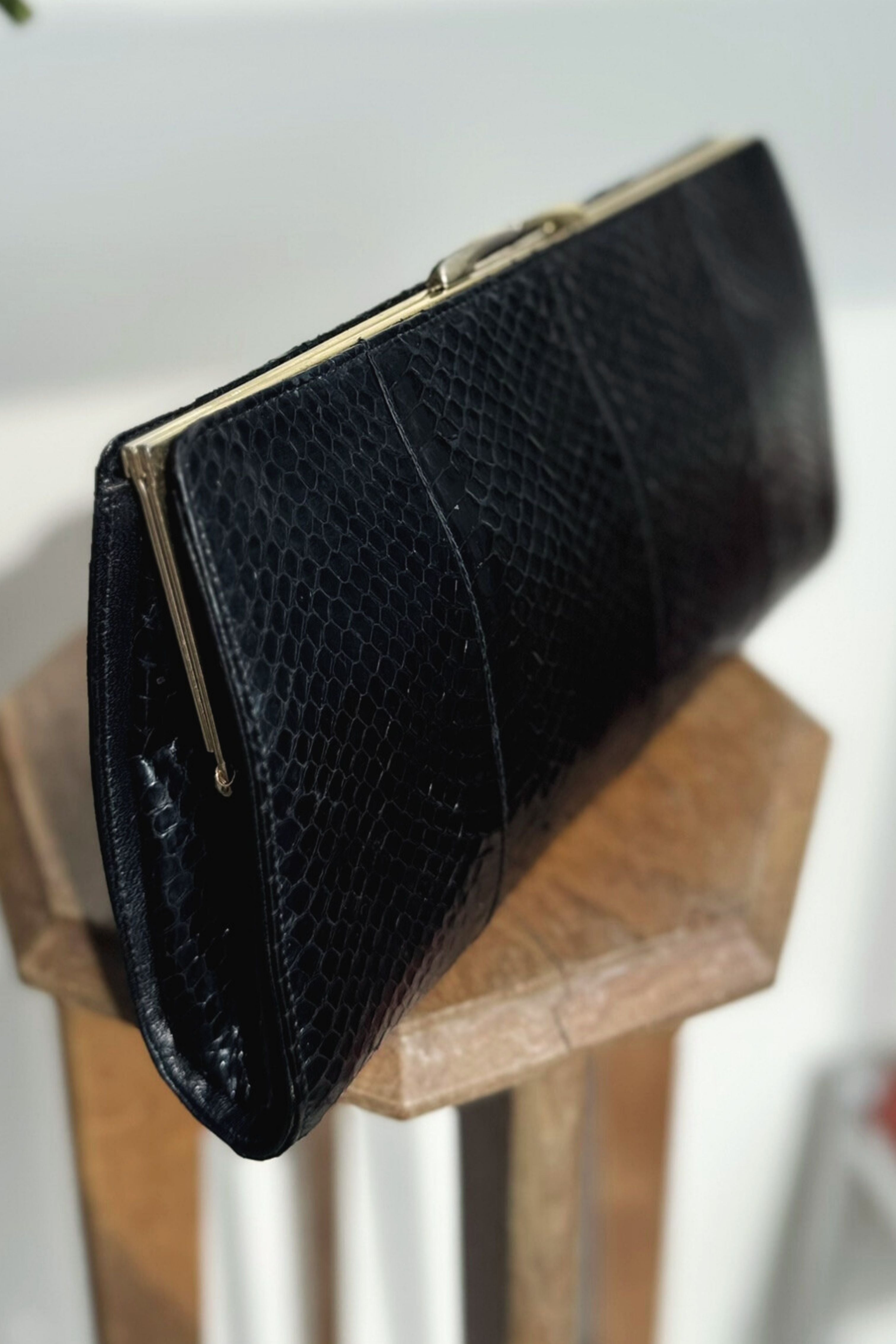 Pochette en cuir serpent noir