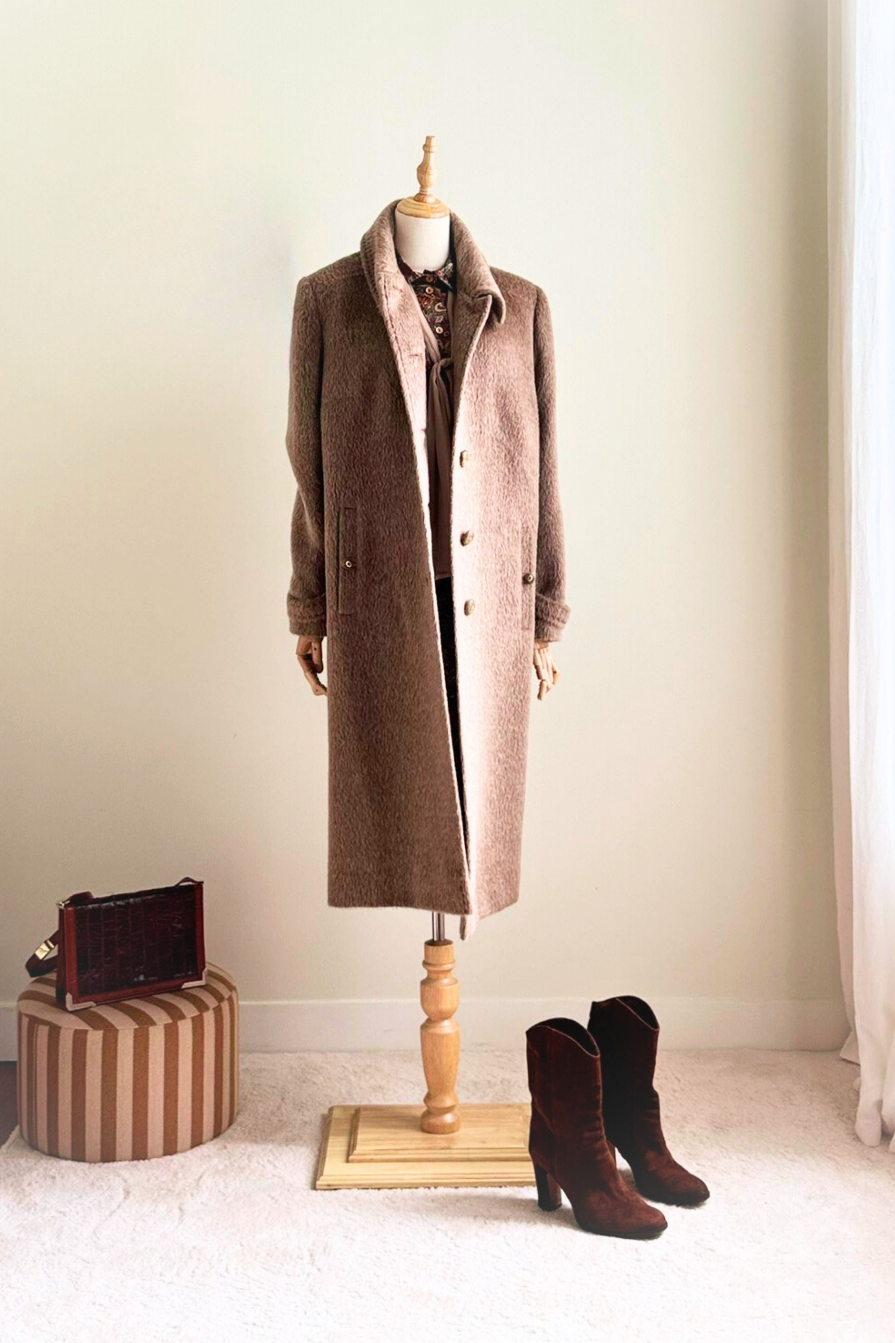 Manteau long en laine vierge beige