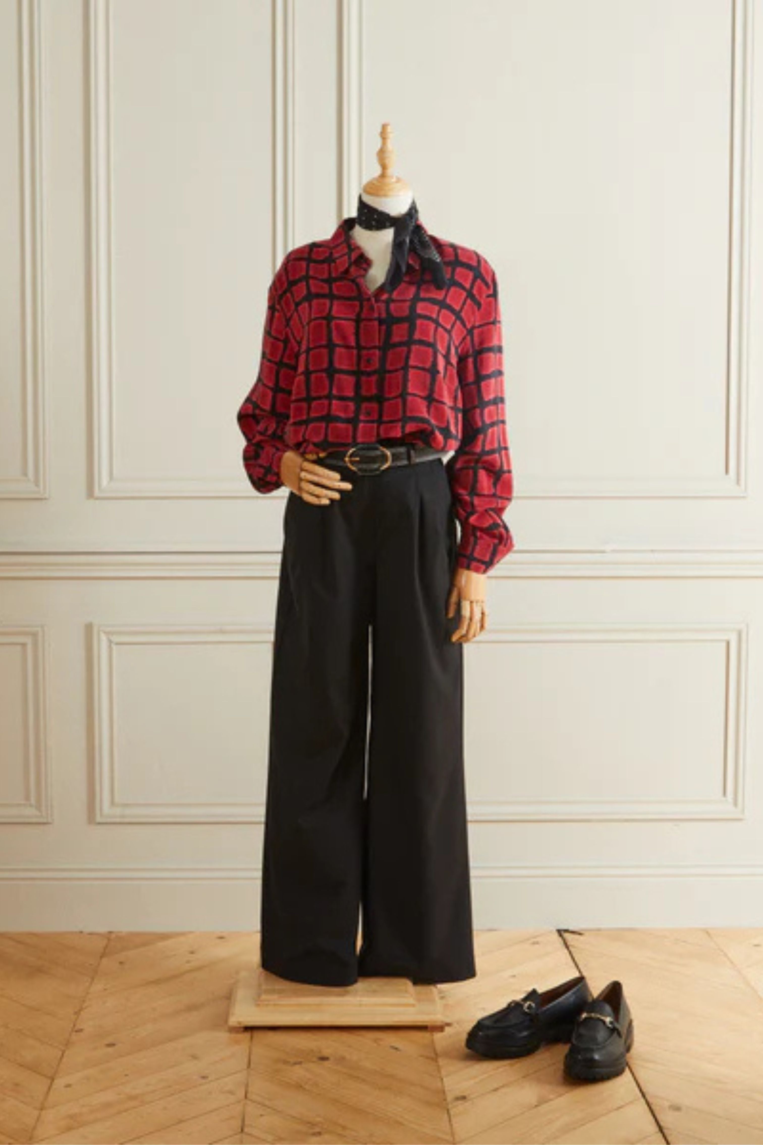 Chemisier en soie à carreaux rouge